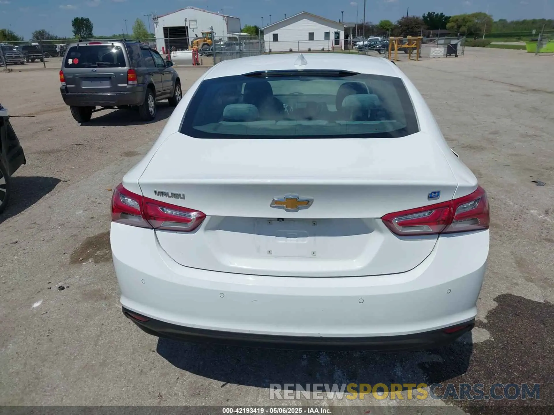 16 Photograph of a damaged car 1G1ZF5SU6KF179978 CHEVROLET MALIBU HYBRID 2019