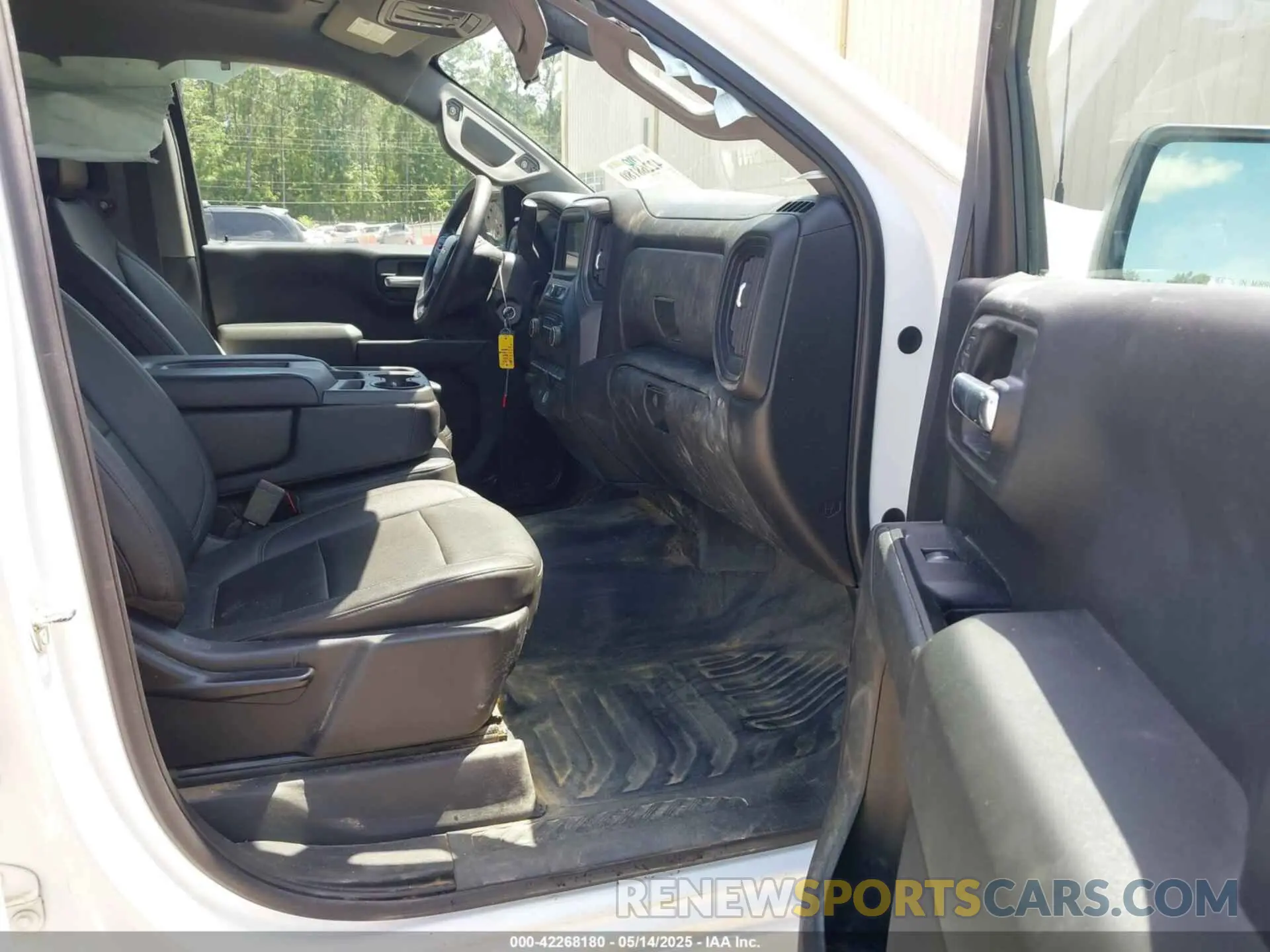 5 Photograph of a damaged car 1GCPWAEF5KZ177299 CHEVROLET SILVERADO 1500 2019