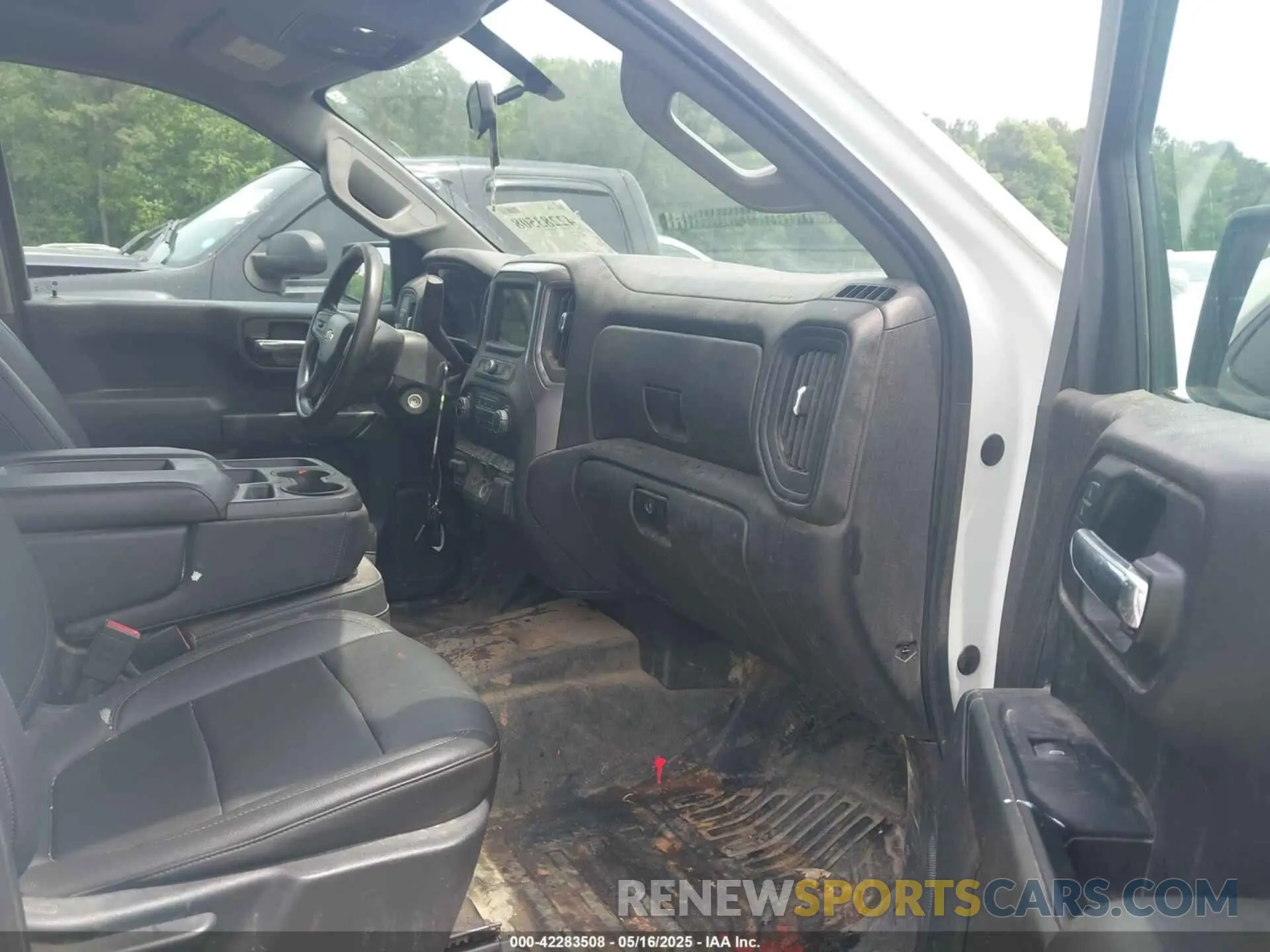 5 Photograph of a damaged car 1GCPWAEH4KZ335813 CHEVROLET SILVERADO 1500 2019