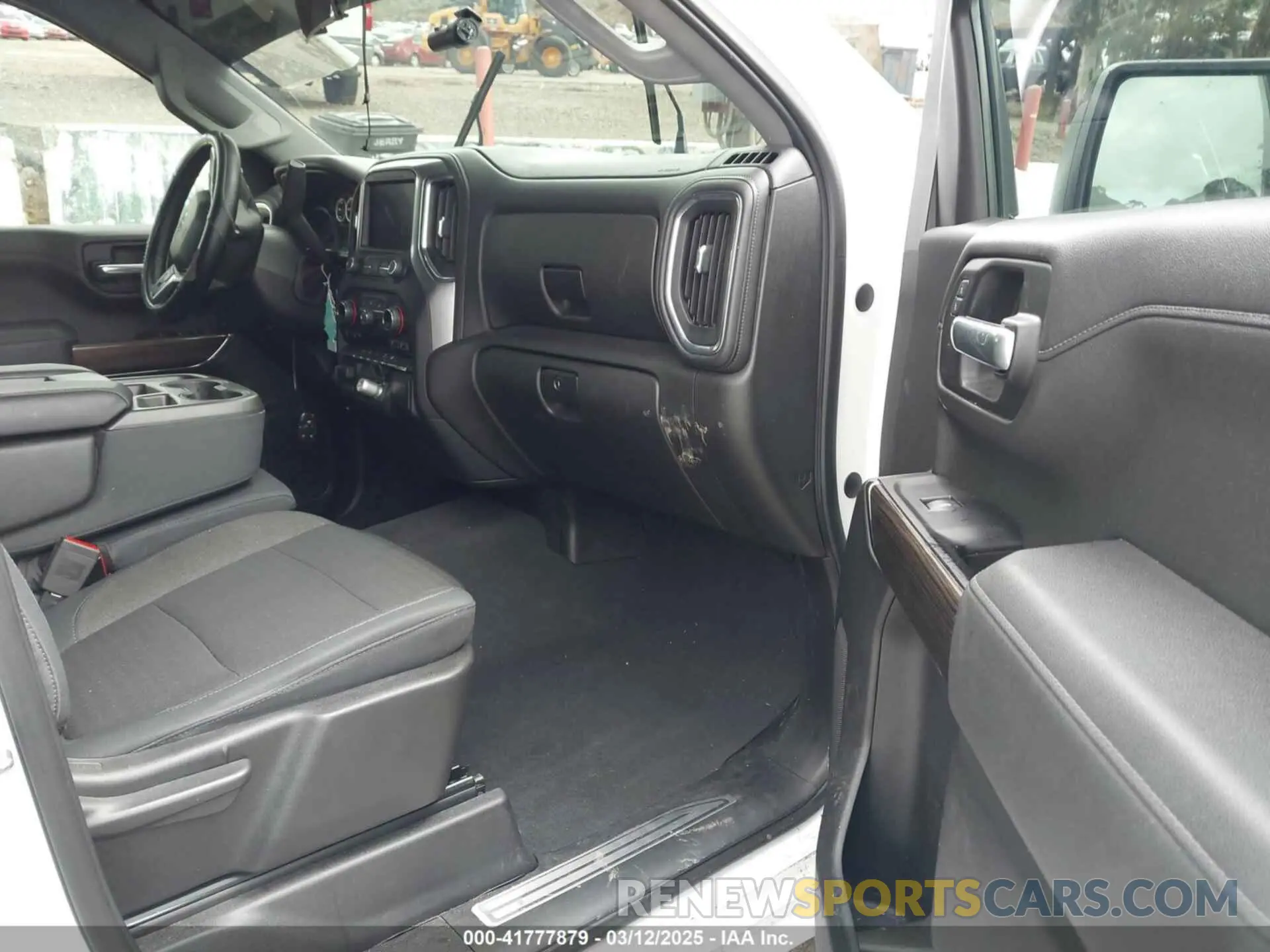 5 Photograph of a damaged car 1GCPWDED2KZ133597 CHEVROLET SILVERADO 1500 2019