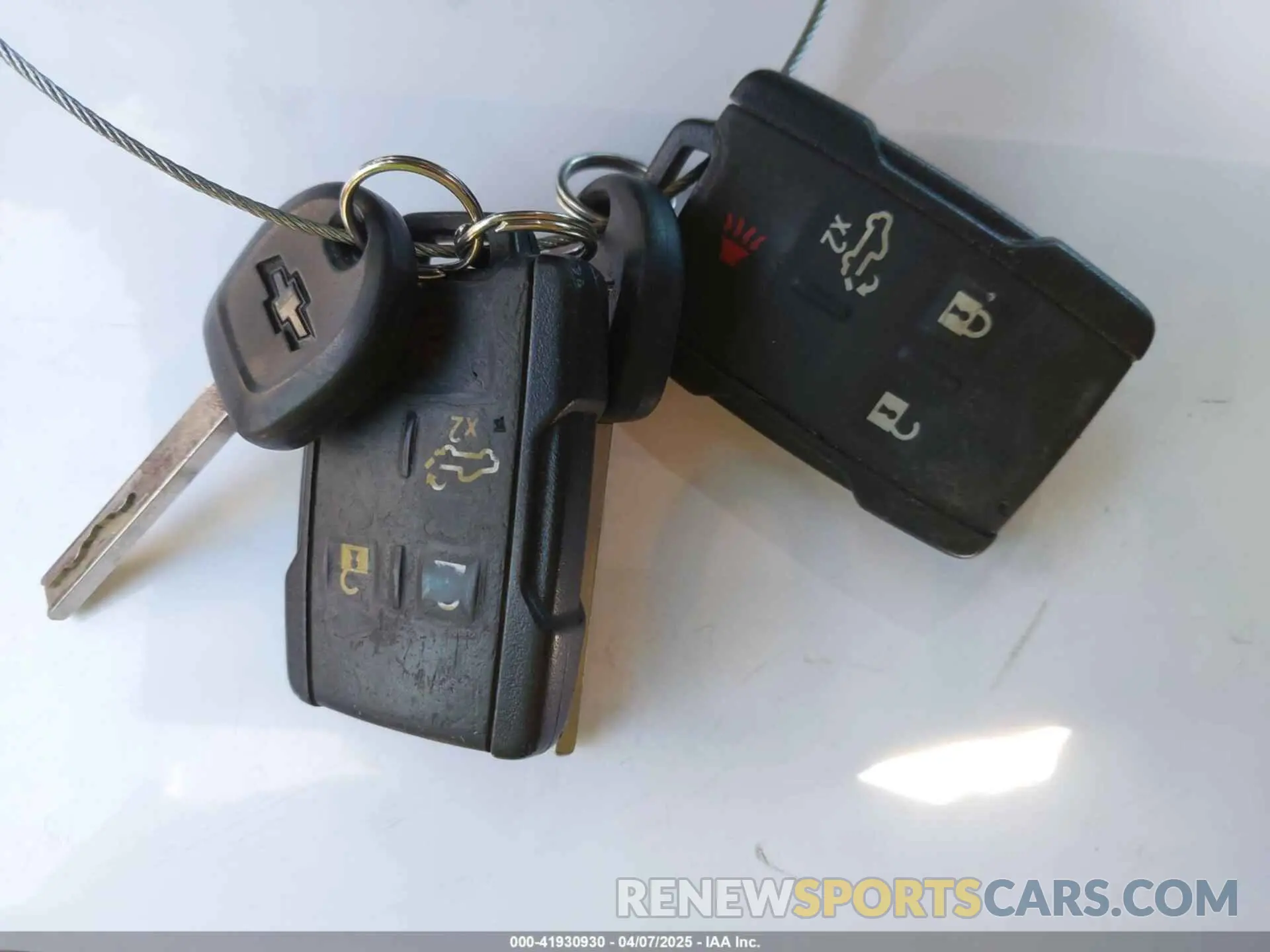 11 Photograph of a damaged car 1GCPYAEH0KZ421243 CHEVROLET SILVERADO 1500 2019