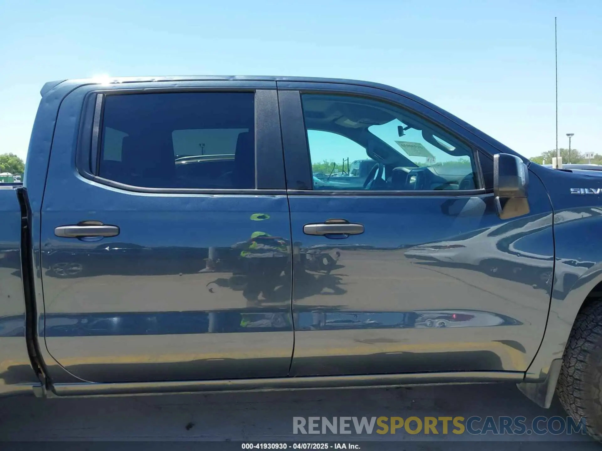 13 Photograph of a damaged car 1GCPYAEH0KZ421243 CHEVROLET SILVERADO 1500 2019