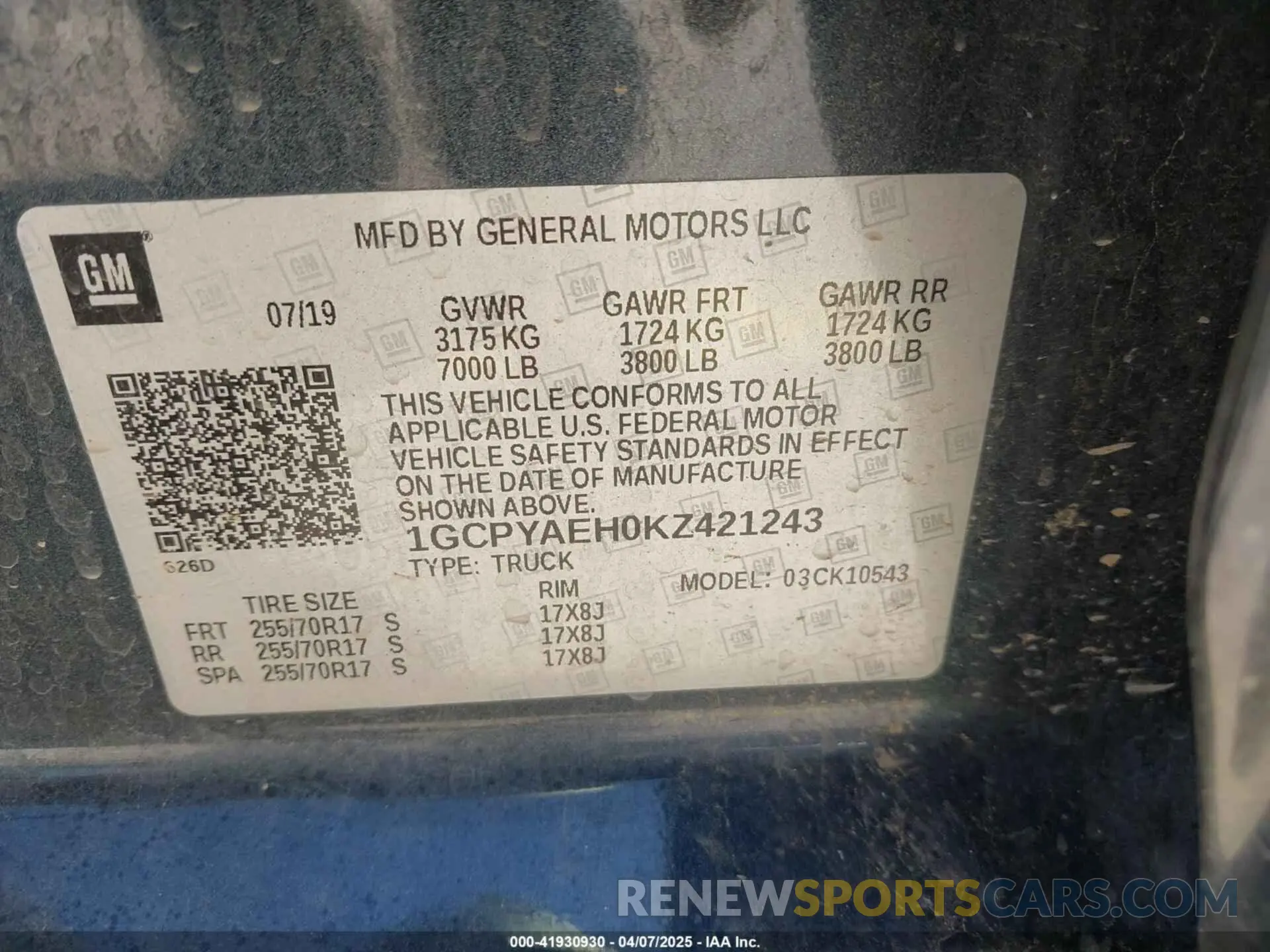 9 Photograph of a damaged car 1GCPYAEH0KZ421243 CHEVROLET SILVERADO 1500 2019
