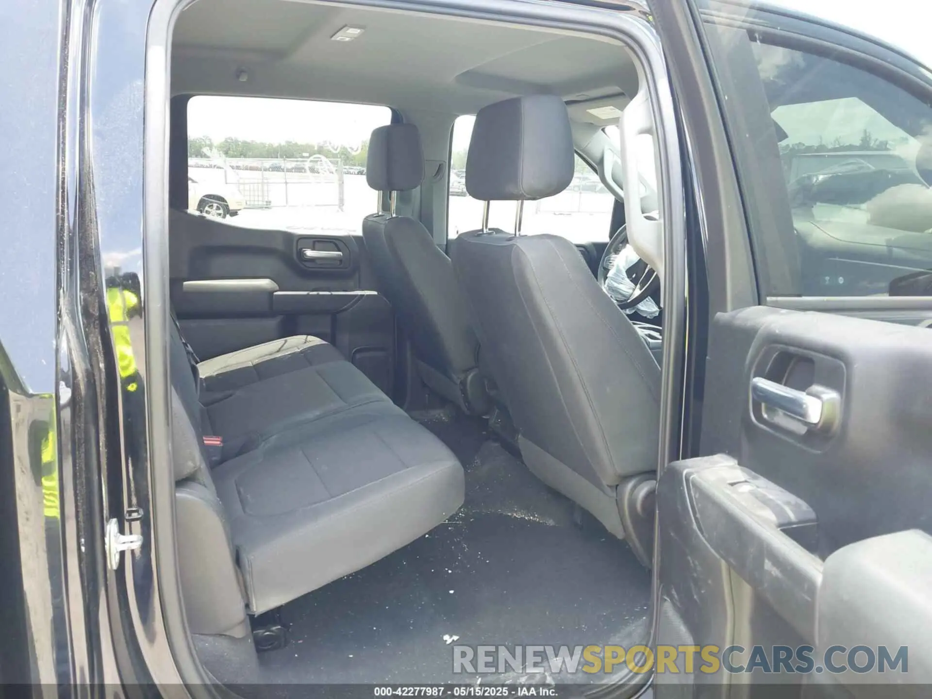8 Photograph of a damaged car 1GCPYCEF0KZ386617 CHEVROLET SILVERADO 1500 2019