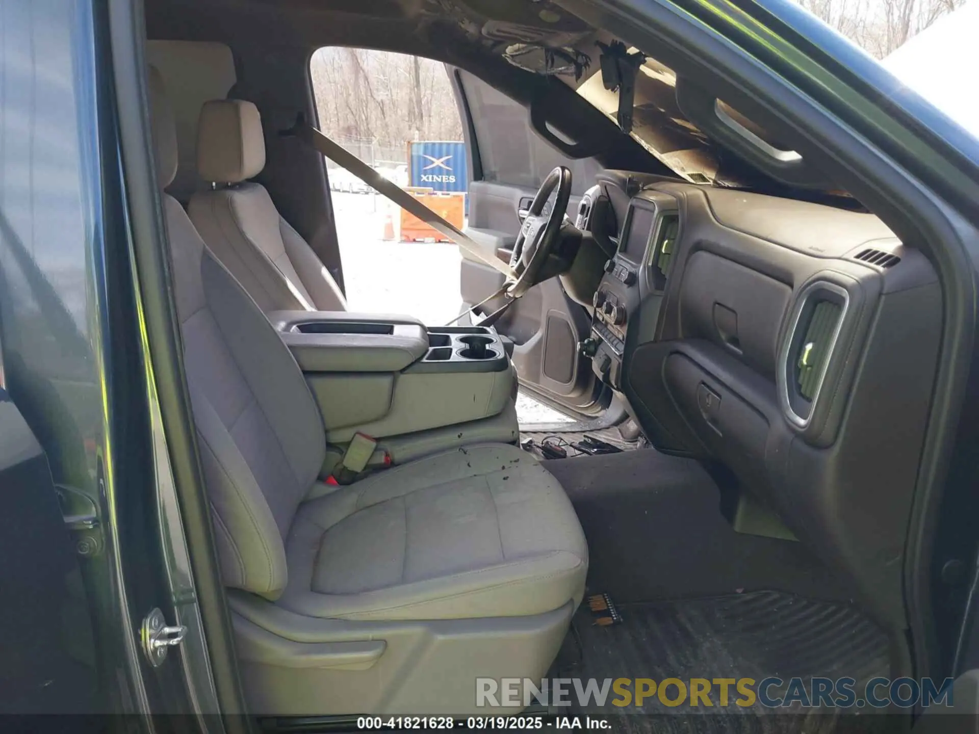 5 Photograph of a damaged car 1GCPYDEKXKZ394243 CHEVROLET SILVERADO 1500 2019