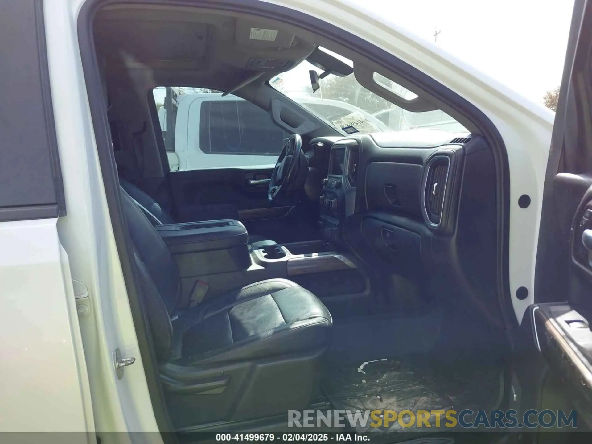 5 Photograph of a damaged car 1GCPYFED0KZ335750 CHEVROLET SILVERADO 1500 2019