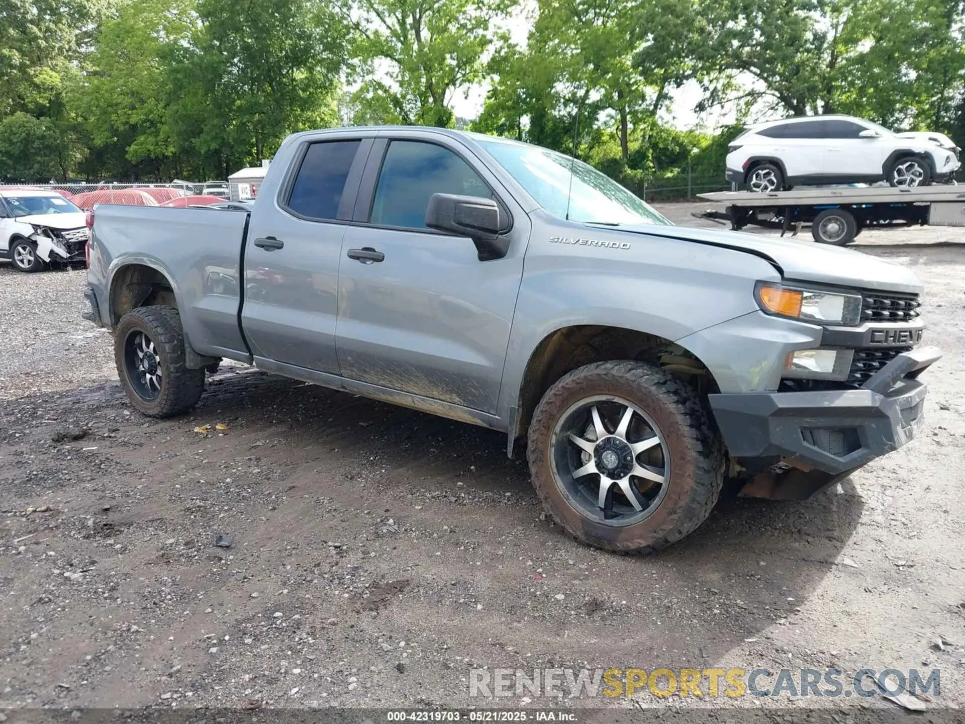1 Photograph of a damaged car 1GCRWAEHXKZ328938 CHEVROLET SILVERADO 1500 2019