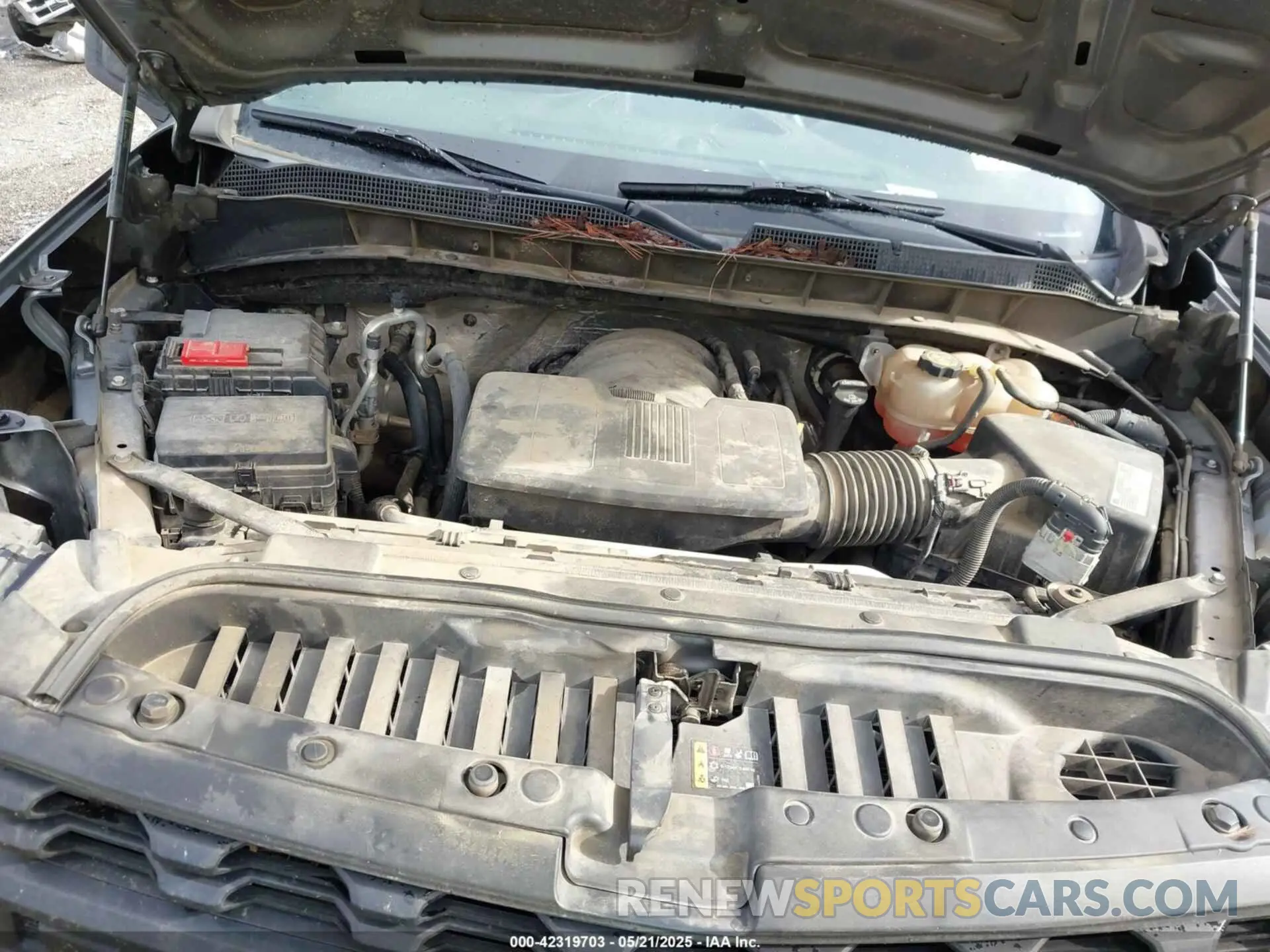 10 Photograph of a damaged car 1GCRWAEHXKZ328938 CHEVROLET SILVERADO 1500 2019