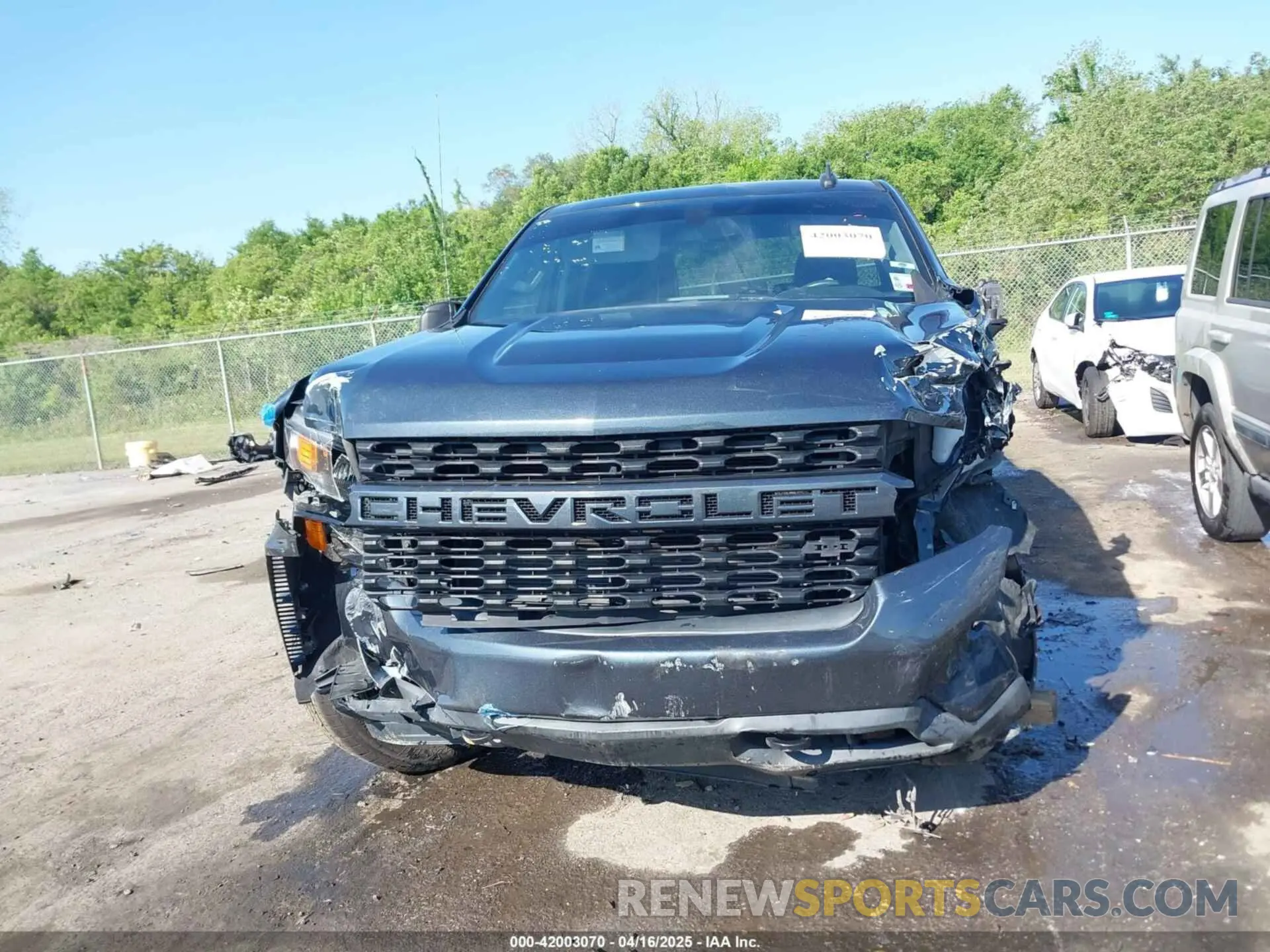 12 Photograph of a damaged car 1GCRWBEH5KZ300390 CHEVROLET SILVERADO 1500 2019