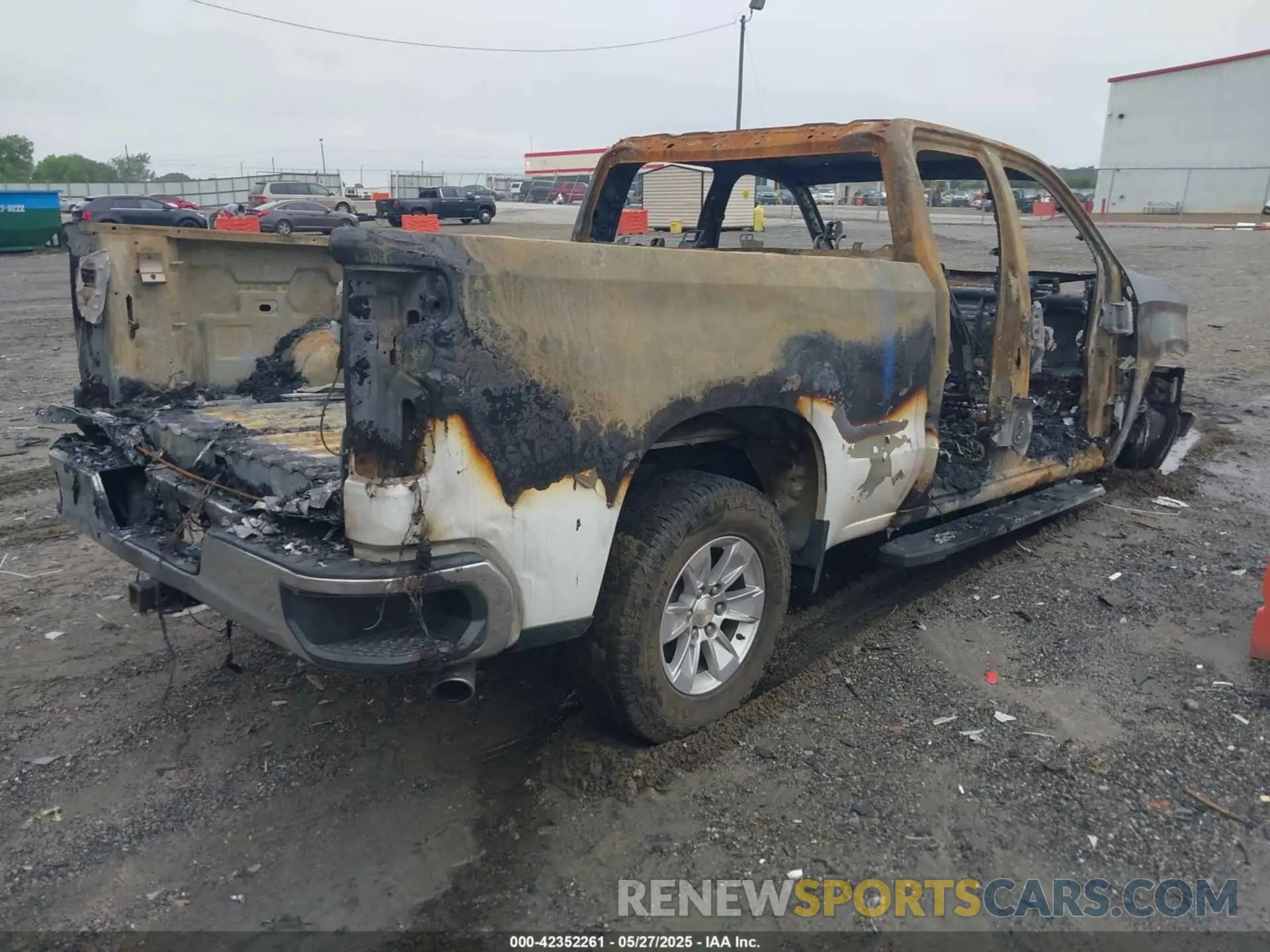 4 Photograph of a damaged car 1GCRWCED6KZ177962 CHEVROLET SILVERADO 1500 2019