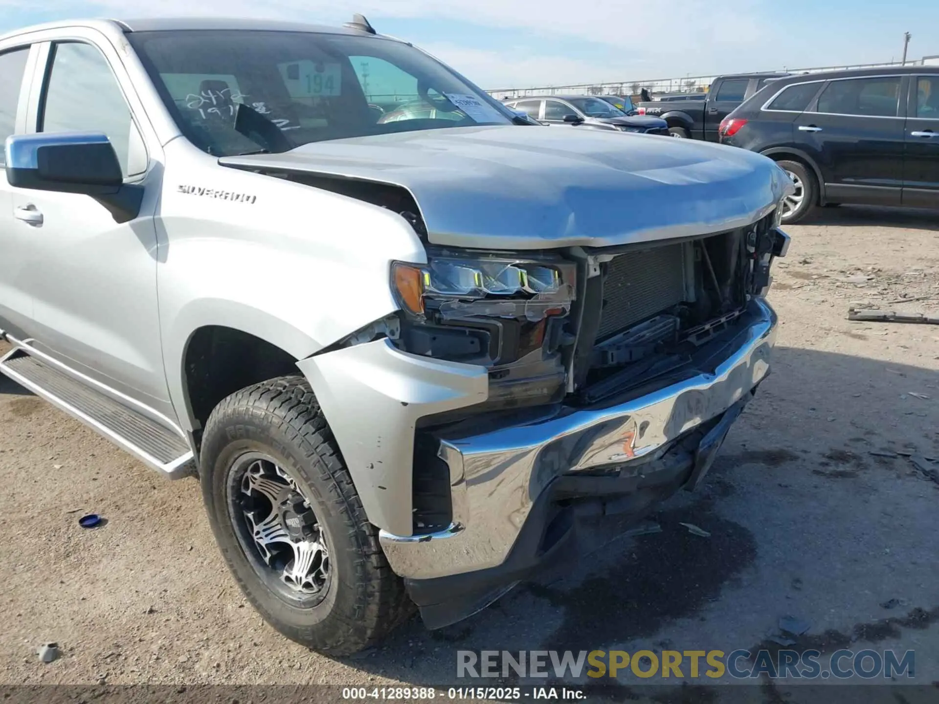 17 Photograph of a damaged car 1GCRWCEK2KZ281640 CHEVROLET SILVERADO 1500 2019