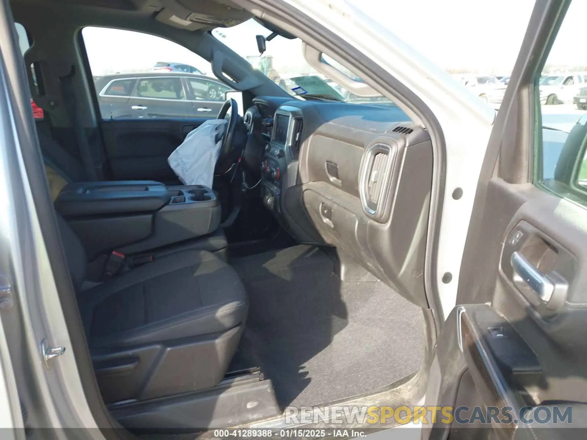 5 Photograph of a damaged car 1GCRWCEK2KZ281640 CHEVROLET SILVERADO 1500 2019
