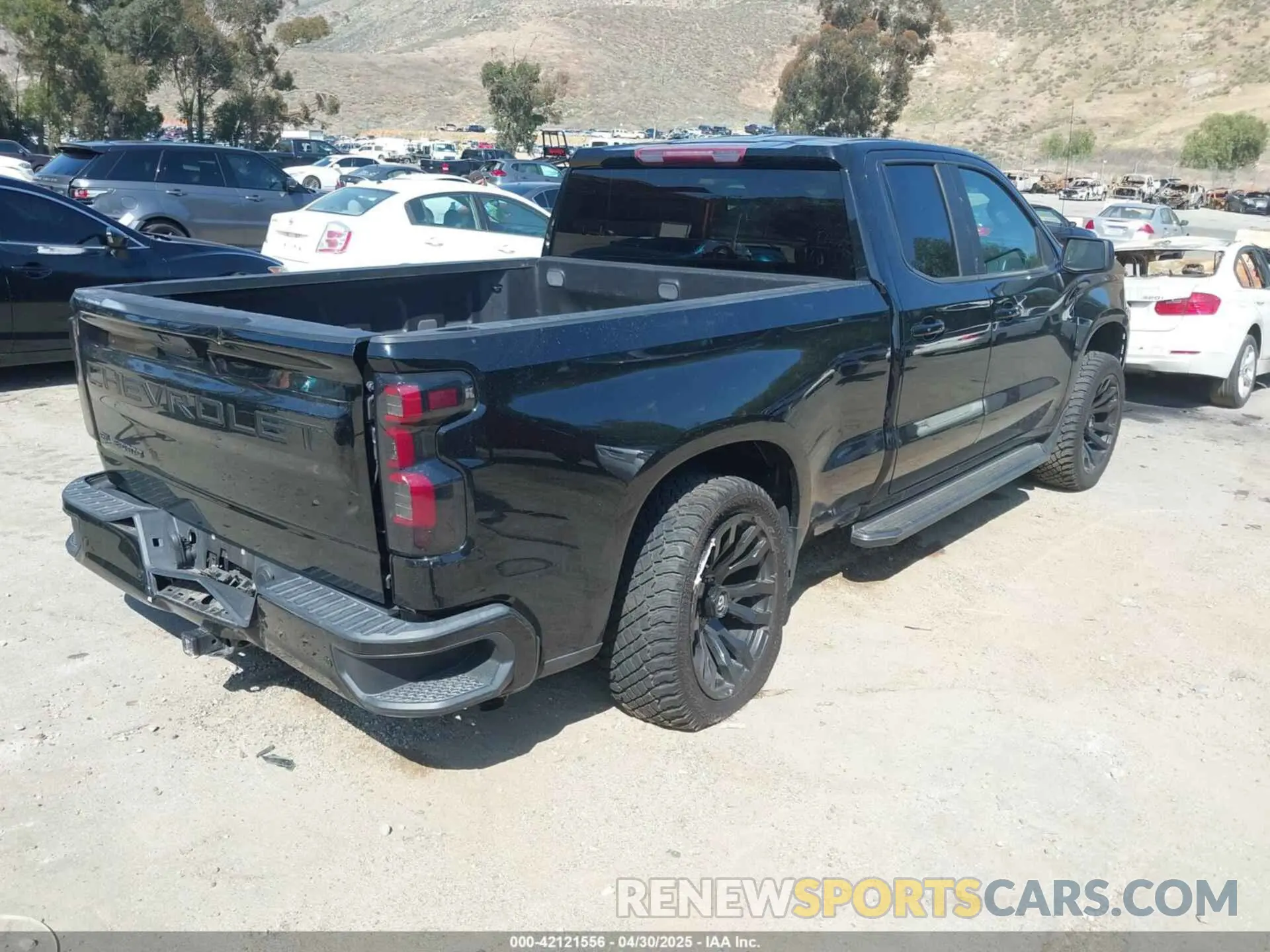 4 Photograph of a damaged car 1GCRWDED3KZ221034 CHEVROLET SILVERADO 1500 2019