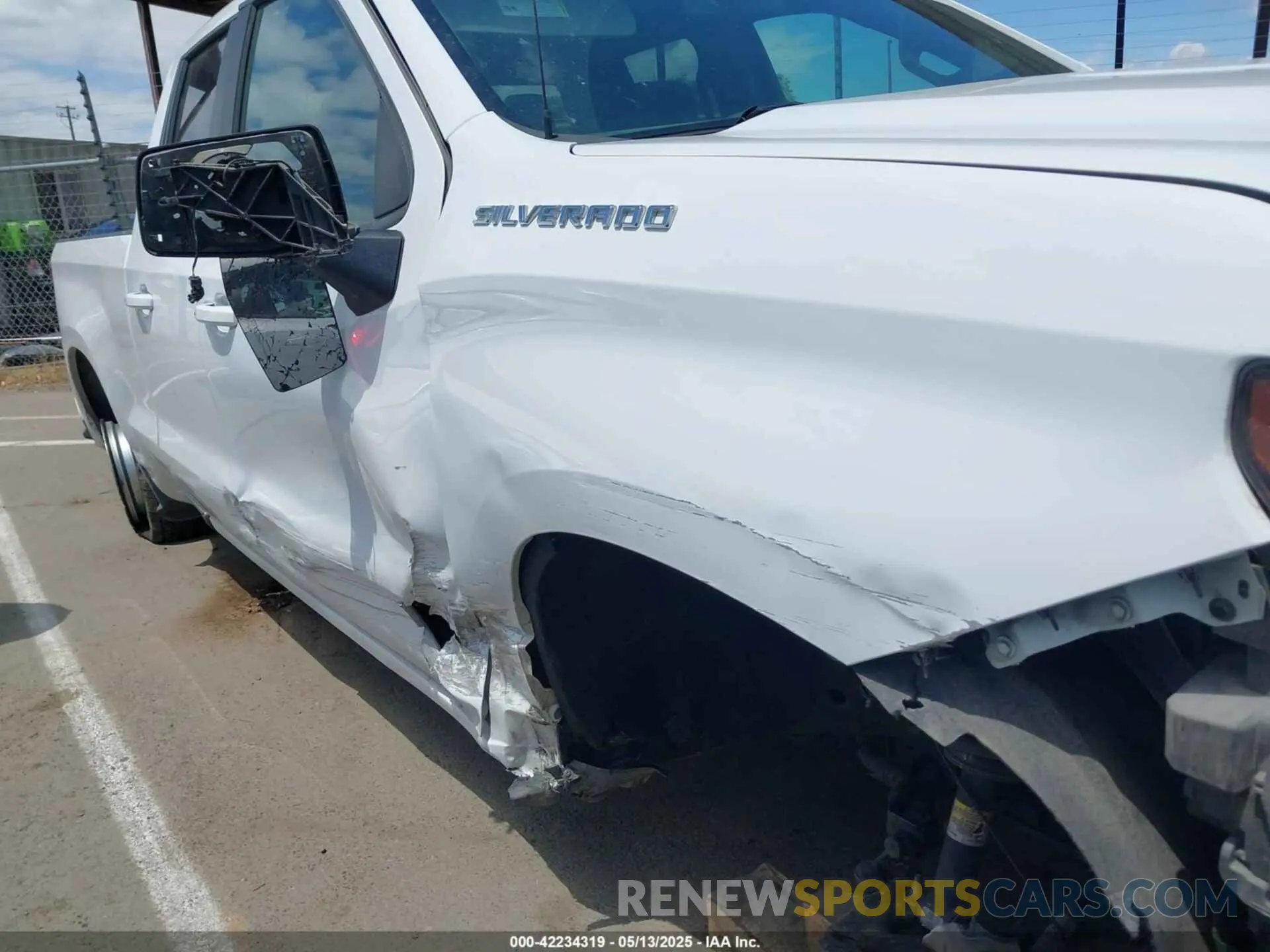 12 Photograph of a damaged car 1GCRWDED8KZ272190 CHEVROLET SILVERADO 1500 2019