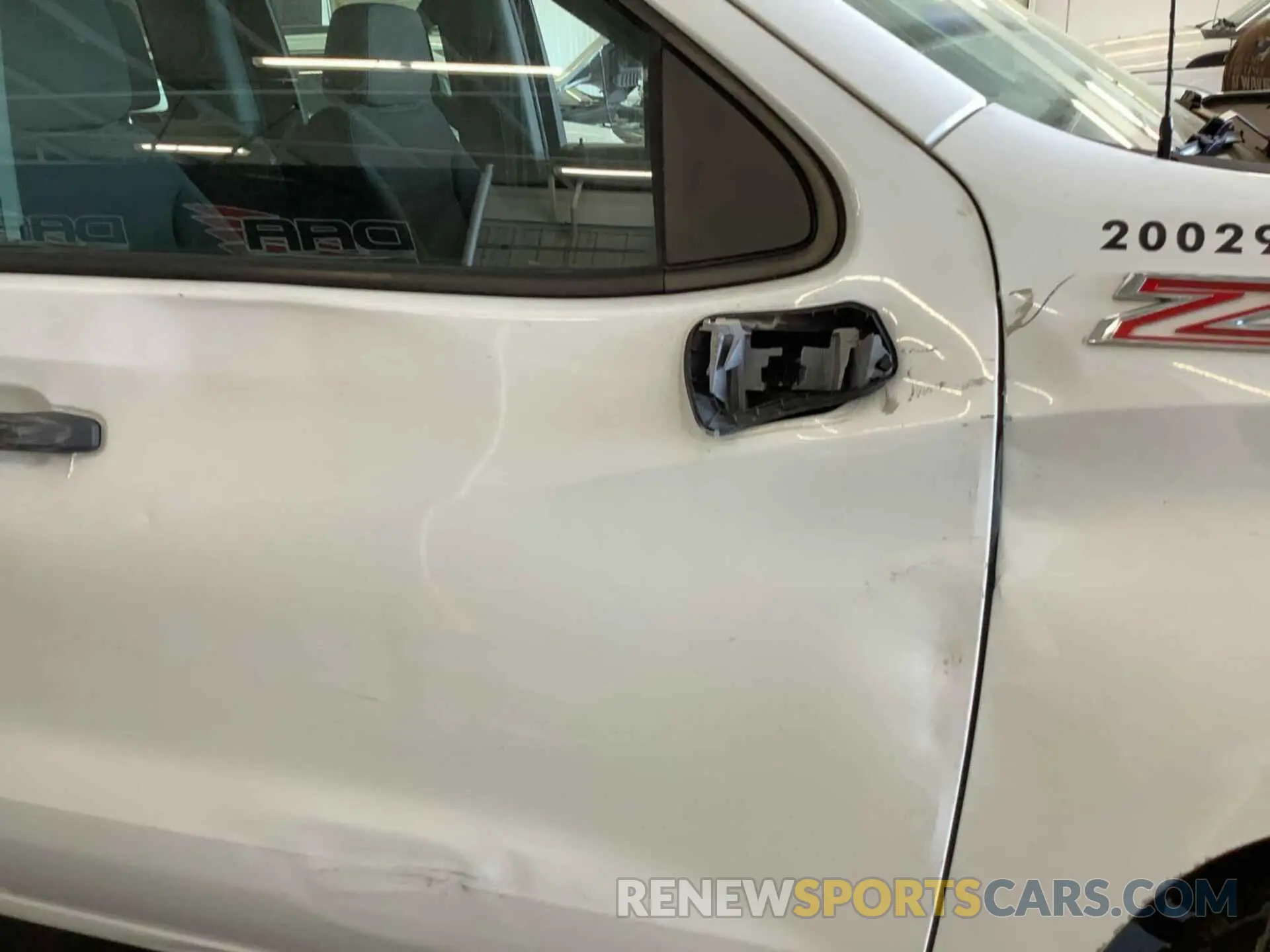 7 Photograph of a damaged car 1GCRYAEF9KZ257806 CHEVROLET SILVERADO 1500 2019