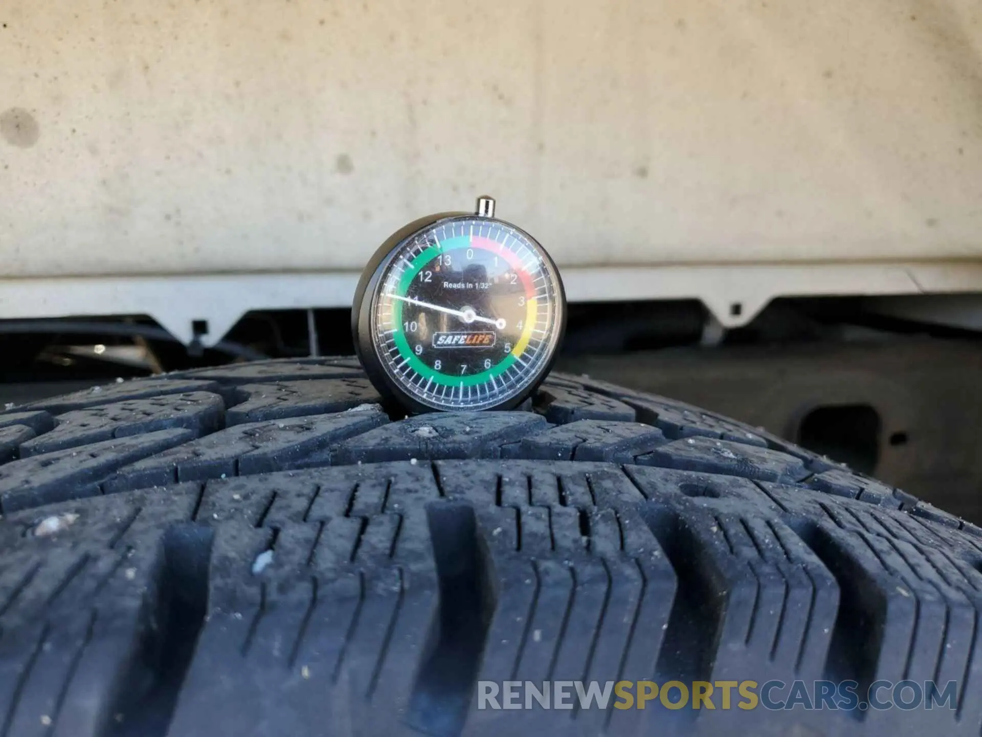 17 Photograph of a damaged car 1GCRYAEFXKZ267440 CHEVROLET SILVERADO 1500 2019