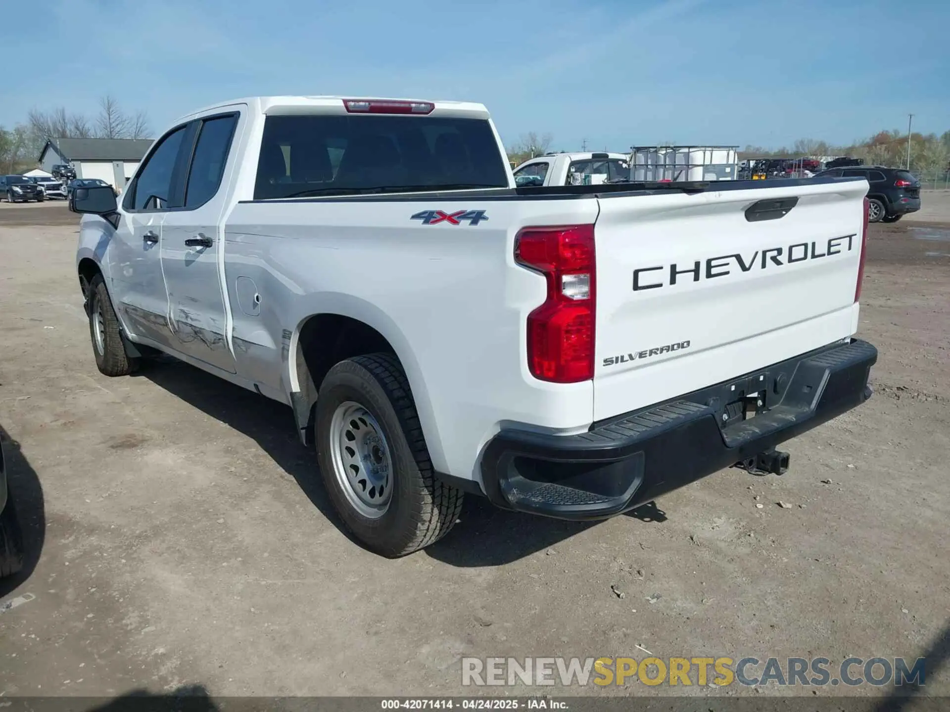 3 Photograph of a damaged car 1GCRYAEH0KZ337755 CHEVROLET SILVERADO 1500 2019