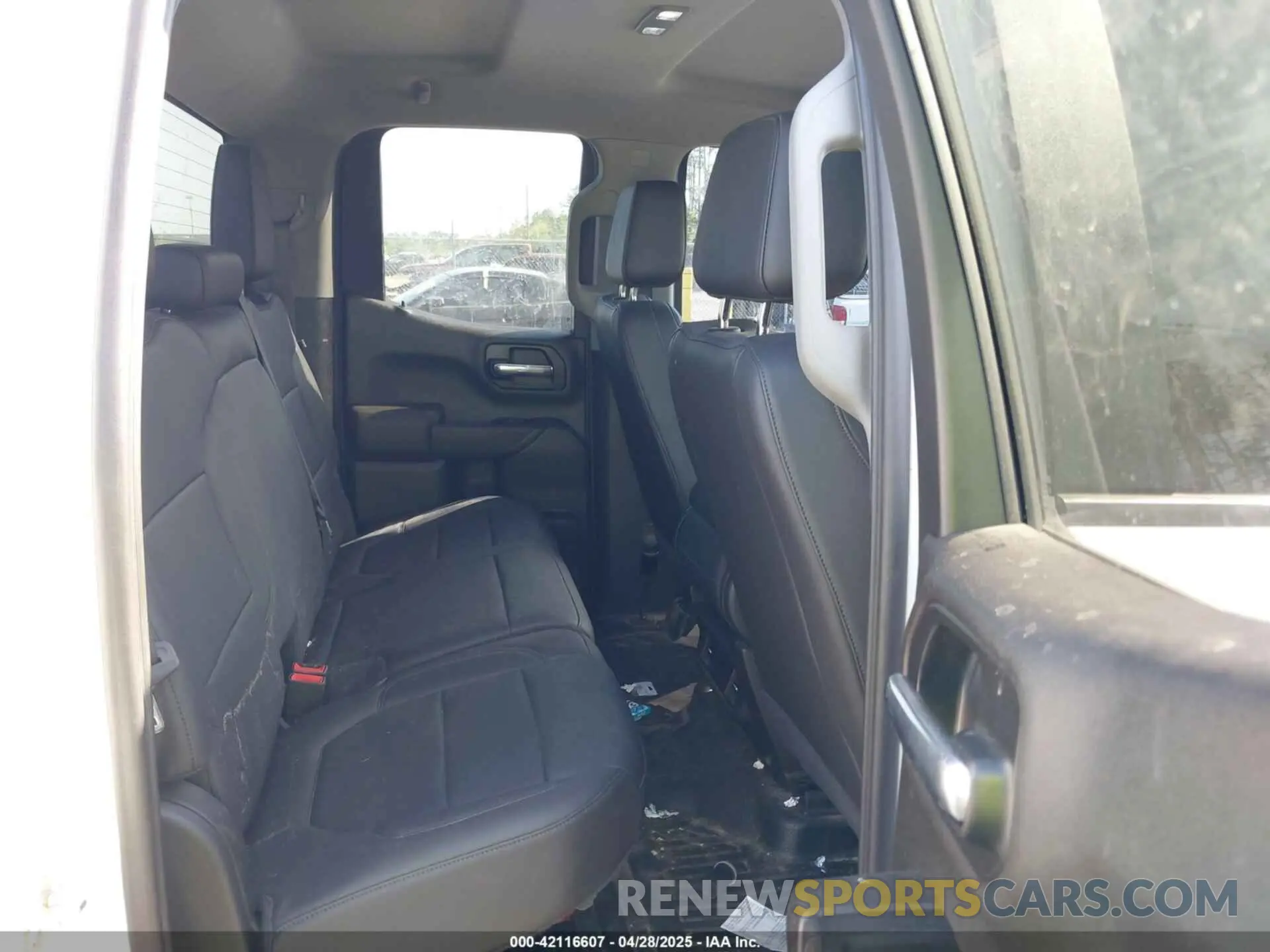 8 Photograph of a damaged car 1GCRYAEH3KZ392586 CHEVROLET SILVERADO 1500 2019