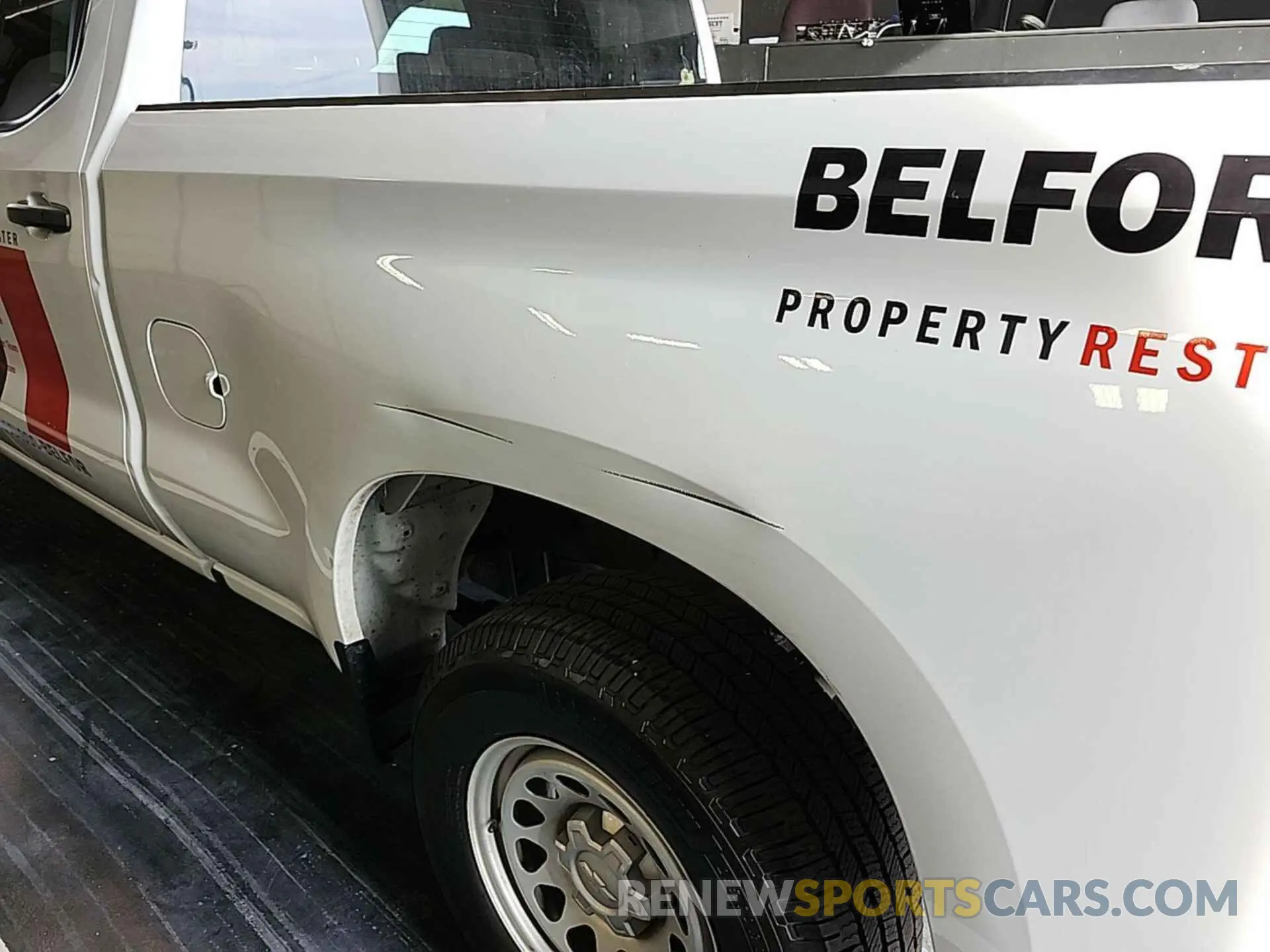 10 Photograph of a damaged car 1GCRYAEH9KZ404482 CHEVROLET SILVERADO 1500 2019