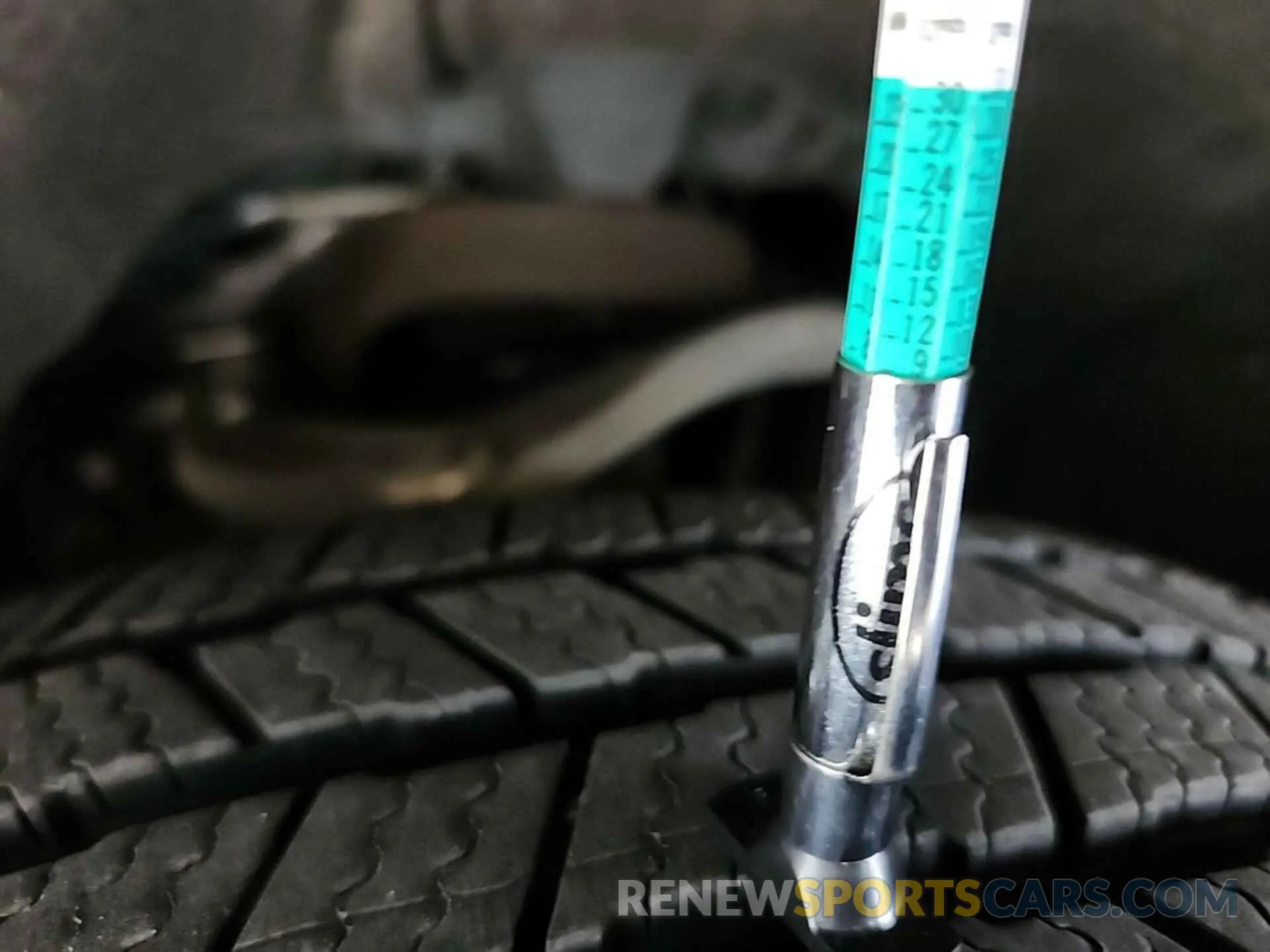5 Photograph of a damaged car 1GCRYAEH9KZ404482 CHEVROLET SILVERADO 1500 2019