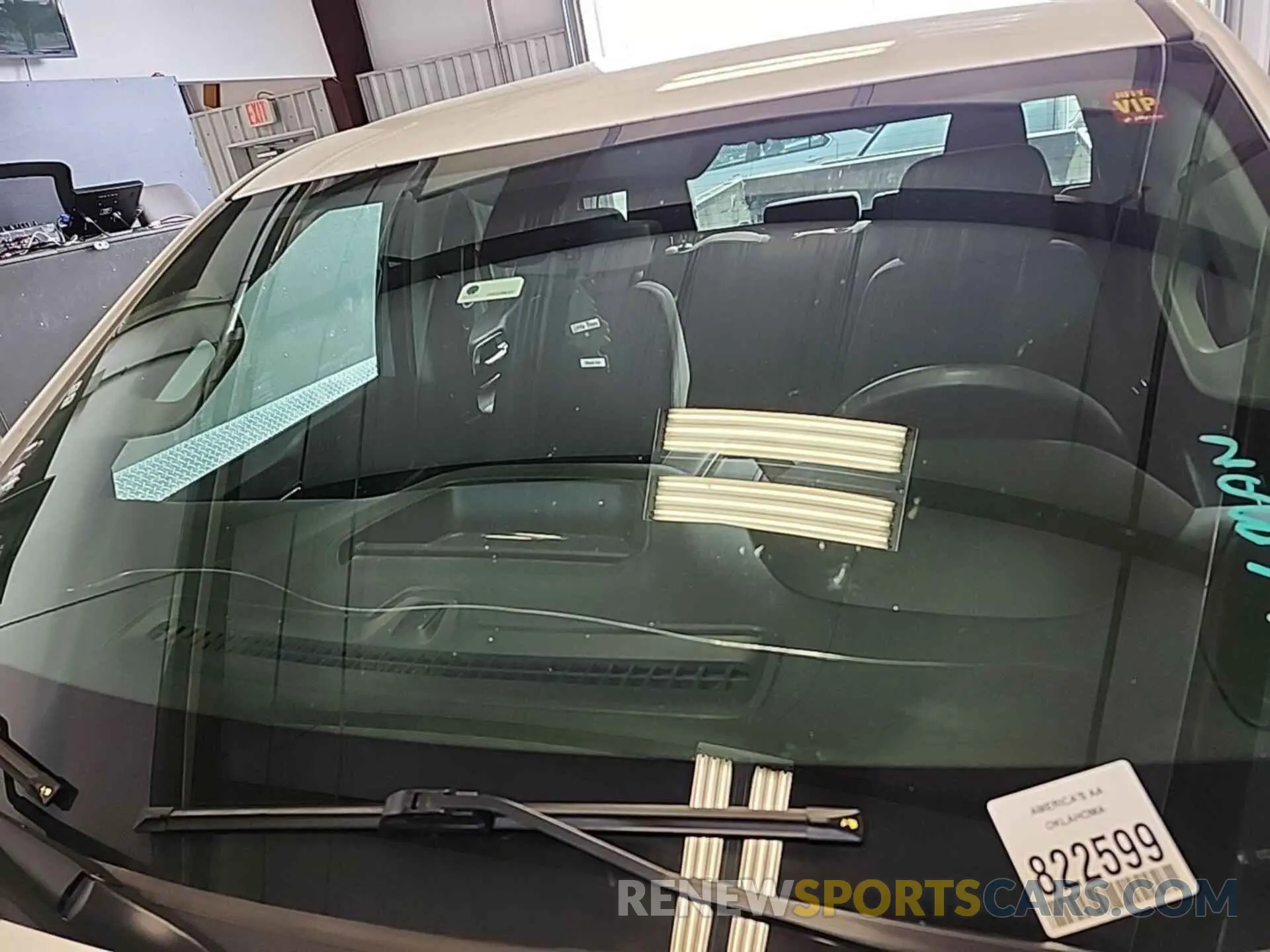 8 Photograph of a damaged car 1GCRYAEH9KZ404482 CHEVROLET SILVERADO 1500 2019