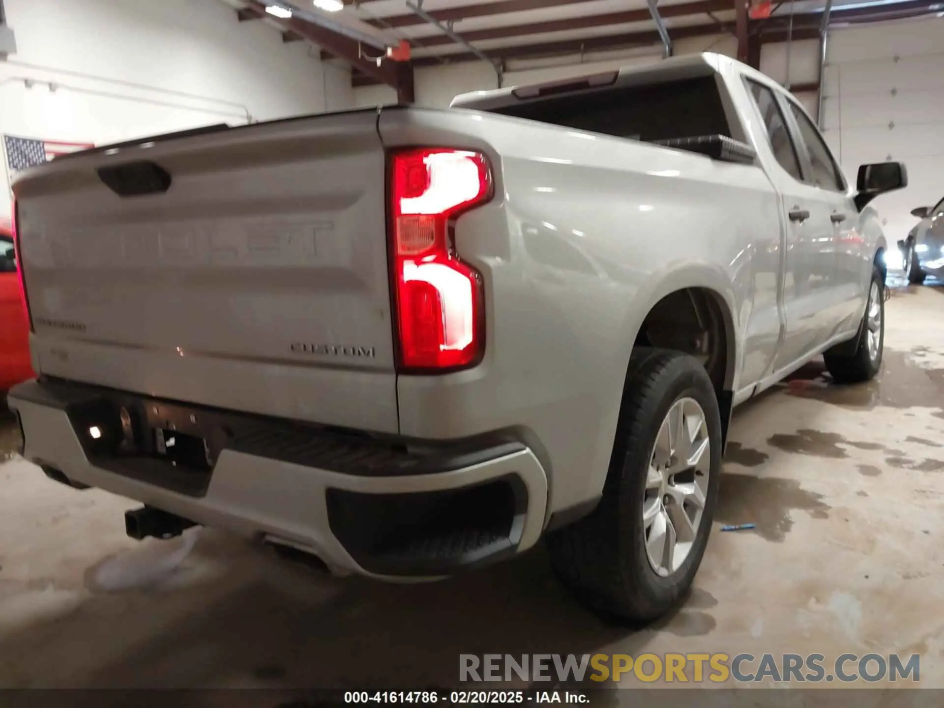 4 Photograph of a damaged car 1GCRYBEFXKZ222858 CHEVROLET SILVERADO 1500 2019