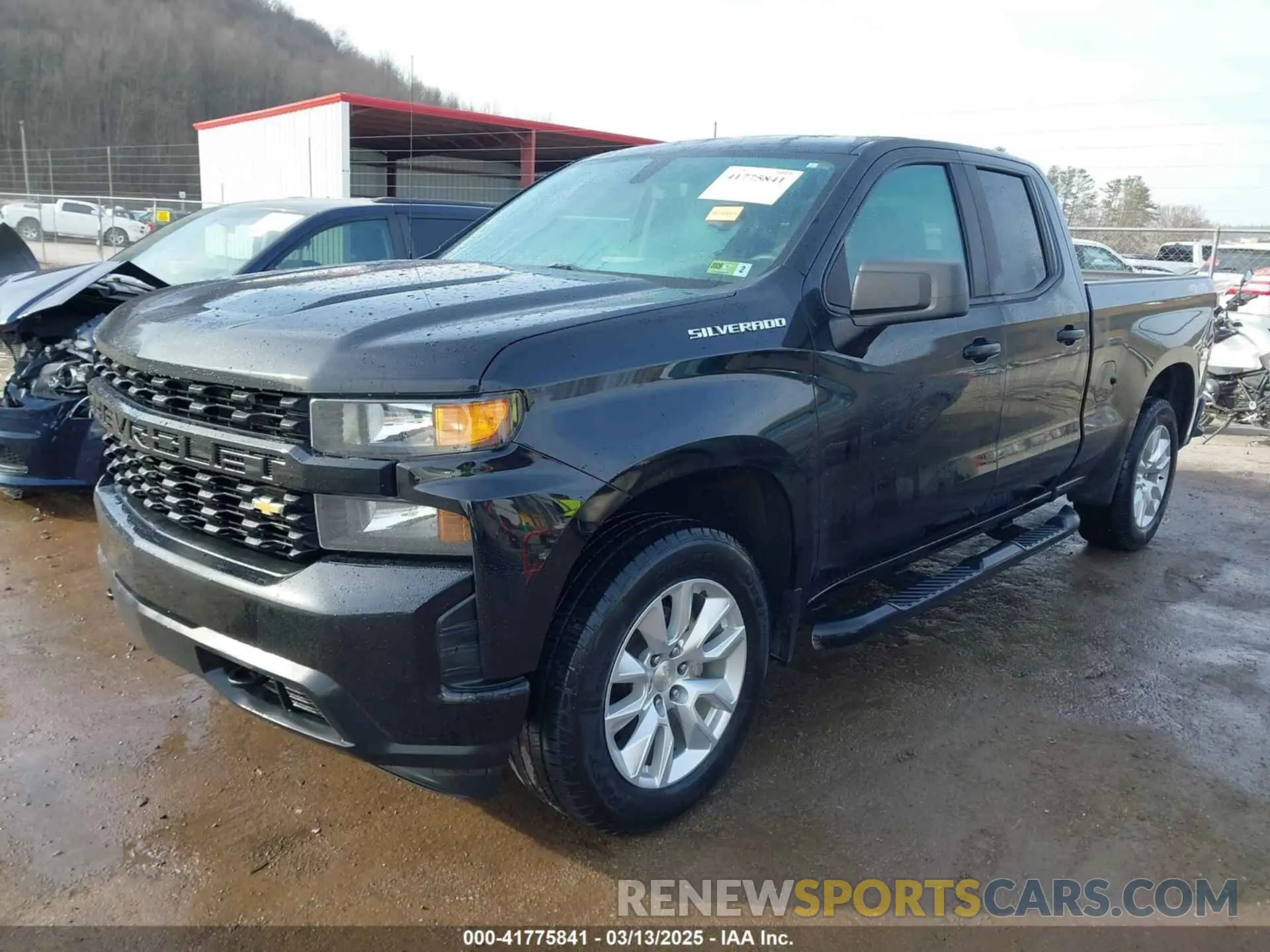 2 Photograph of a damaged car 1GCRYBEH0KZ410922 CHEVROLET SILVERADO 1500 2019