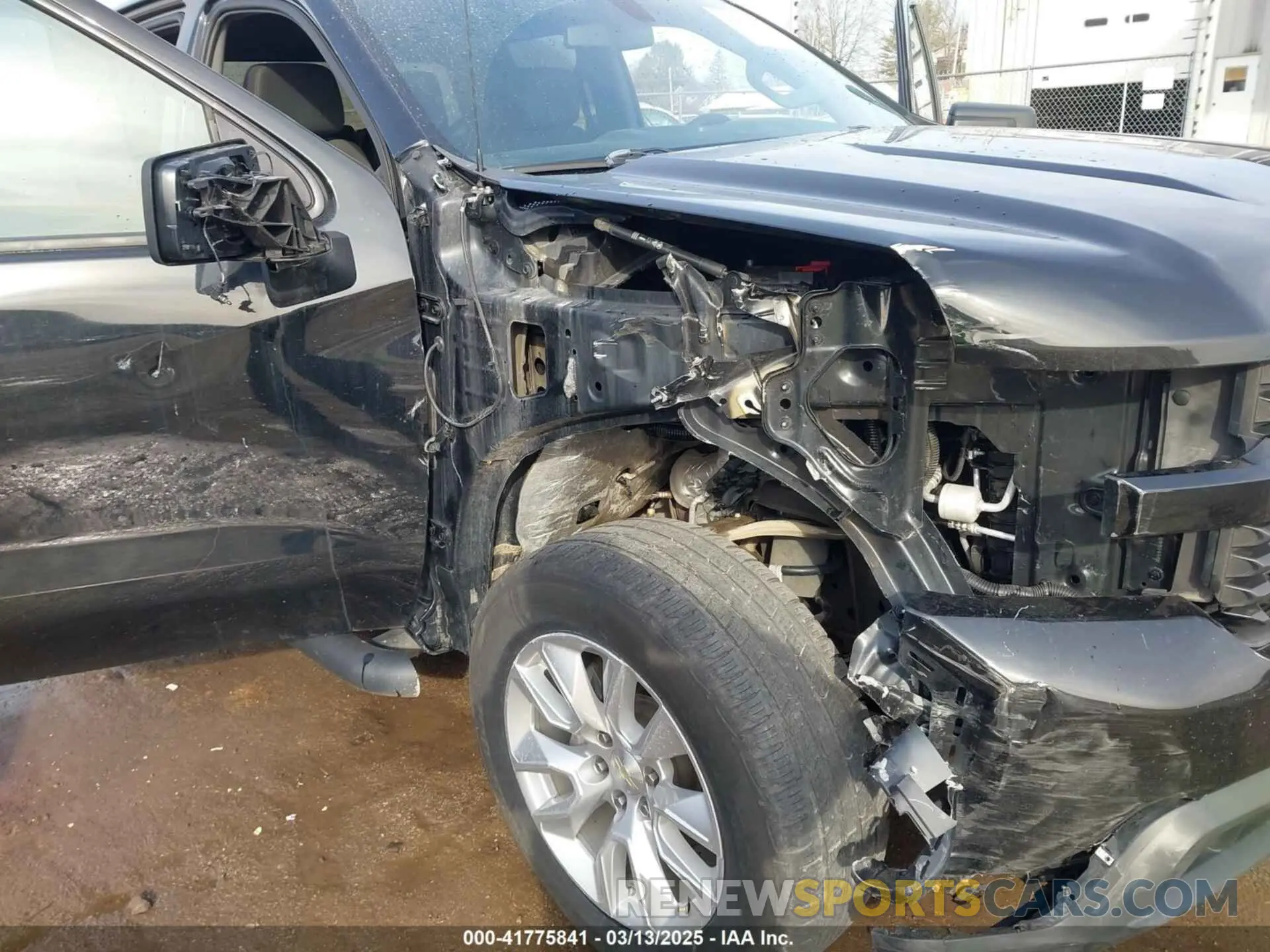 6 Photograph of a damaged car 1GCRYBEH0KZ410922 CHEVROLET SILVERADO 1500 2019