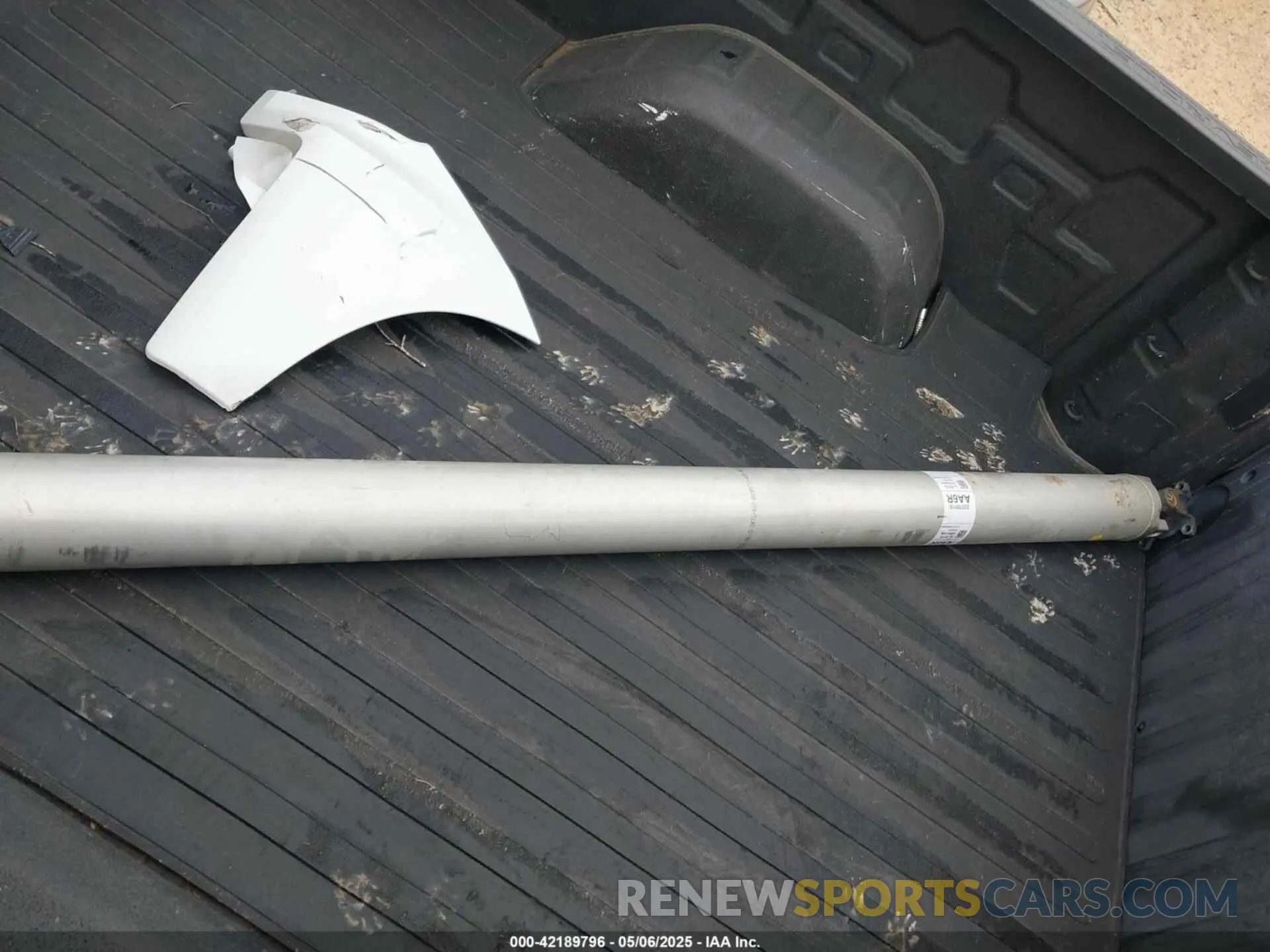 12 Photograph of a damaged car 1GCRYBEH2KZ403678 CHEVROLET SILVERADO 1500 2019