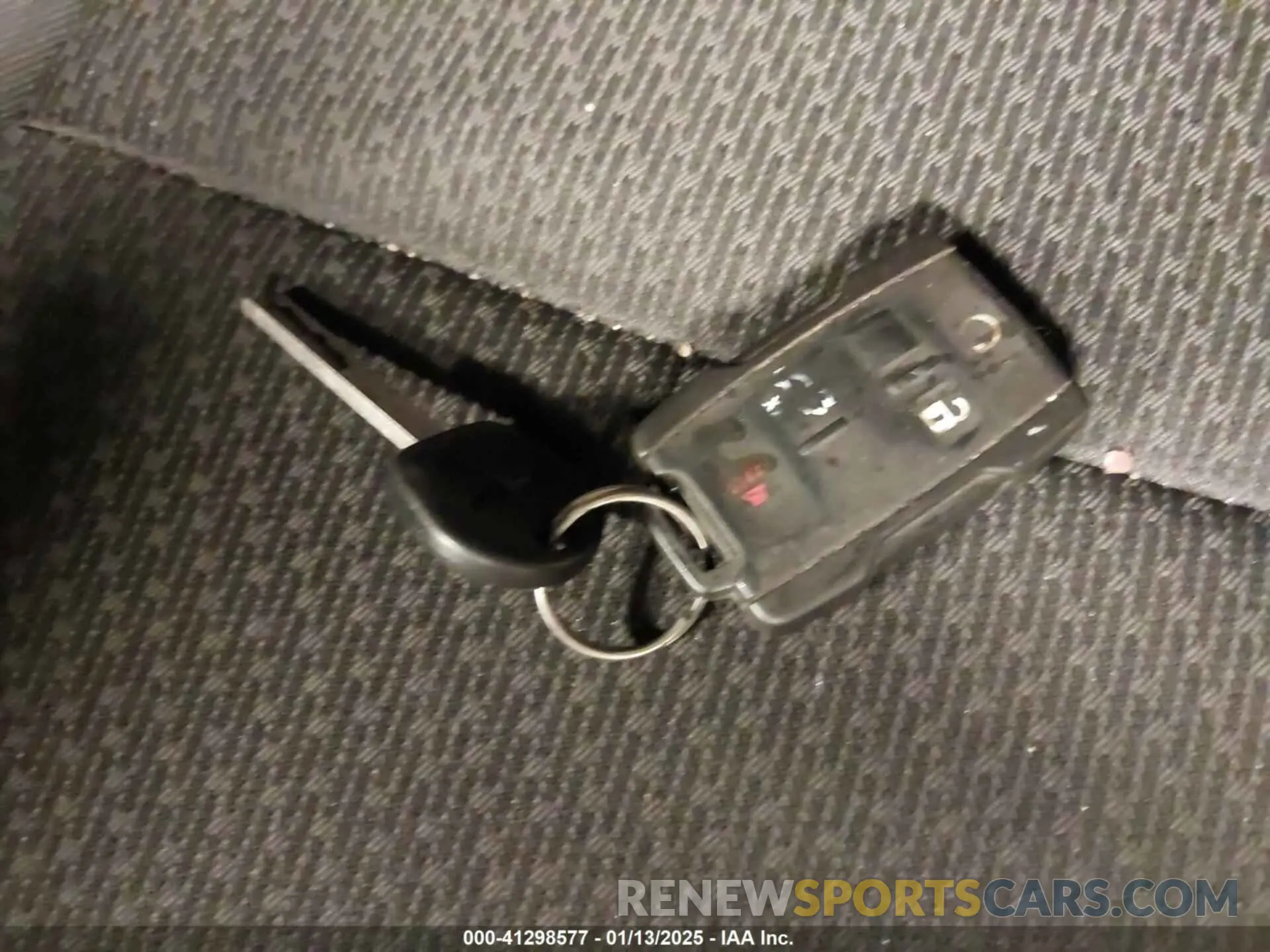 11 Photograph of a damaged car 1GCRYBEH2KZ411456 CHEVROLET SILVERADO 1500 2019