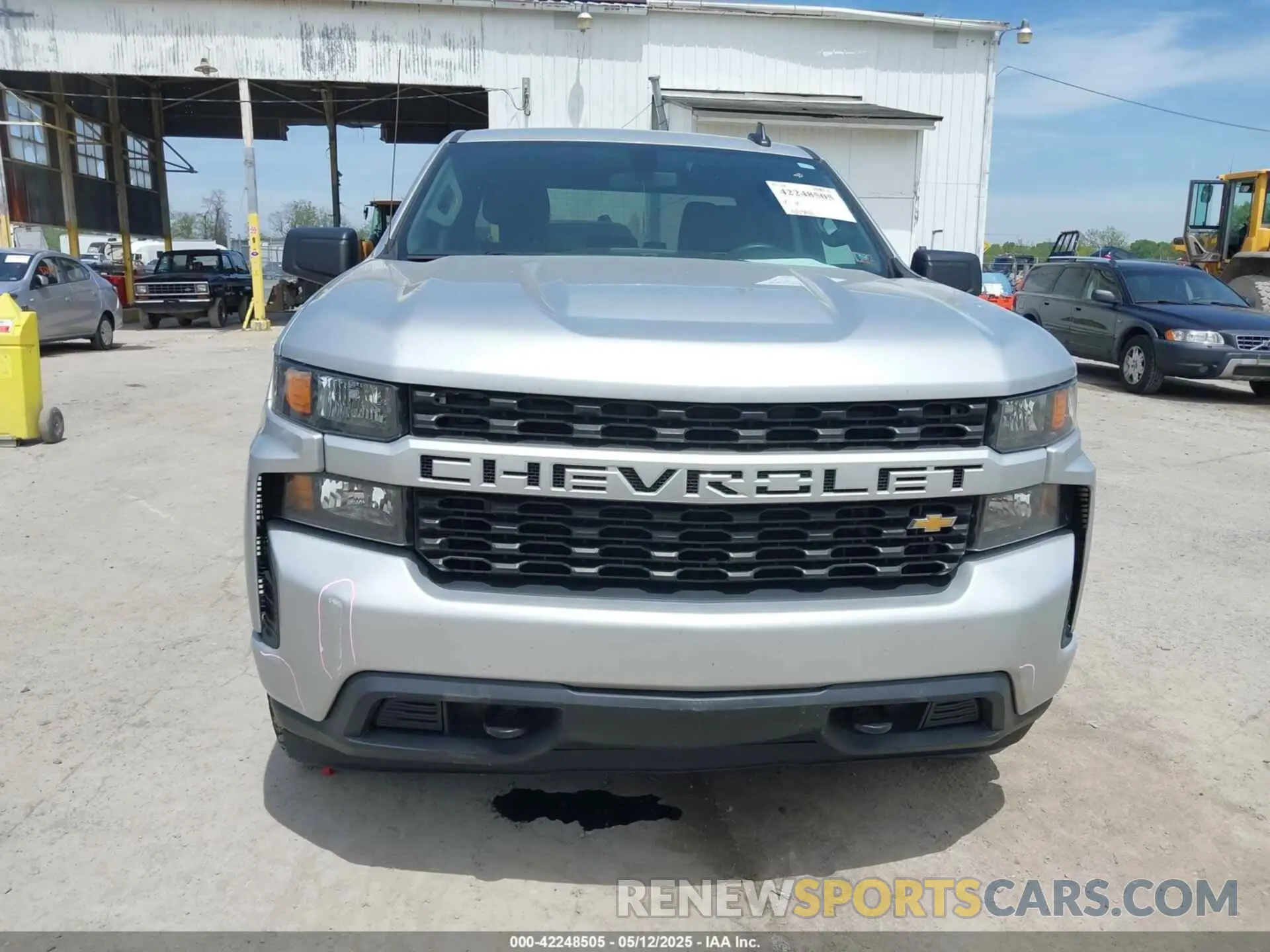 12 Photograph of a damaged car 1GCRYBEH3KZ266704 CHEVROLET SILVERADO 1500 2019