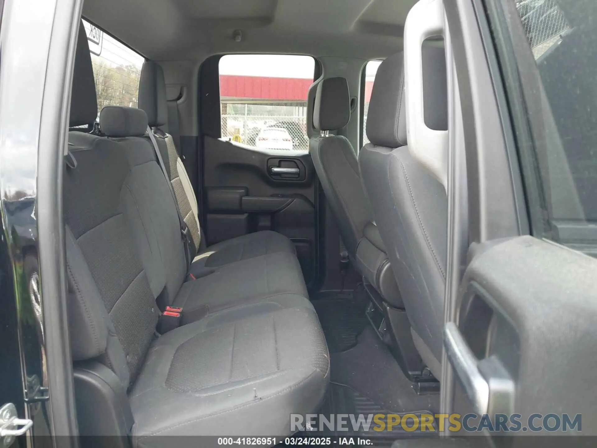 8 Photograph of a damaged car 1GCRYCEF0KZ235480 CHEVROLET SILVERADO 1500 2019