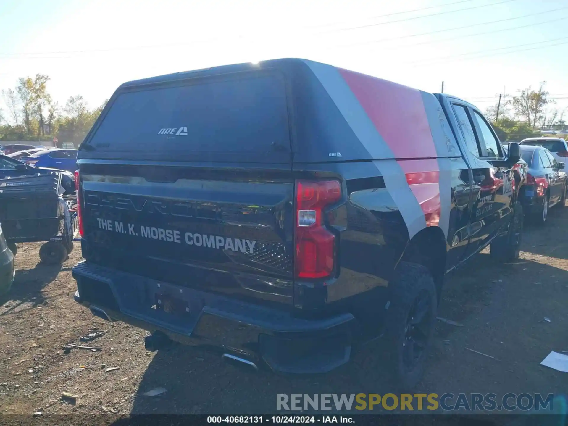 4 Photograph of a damaged car 1GCRYCEF0KZ335580 CHEVROLET SILVERADO 1500 2019