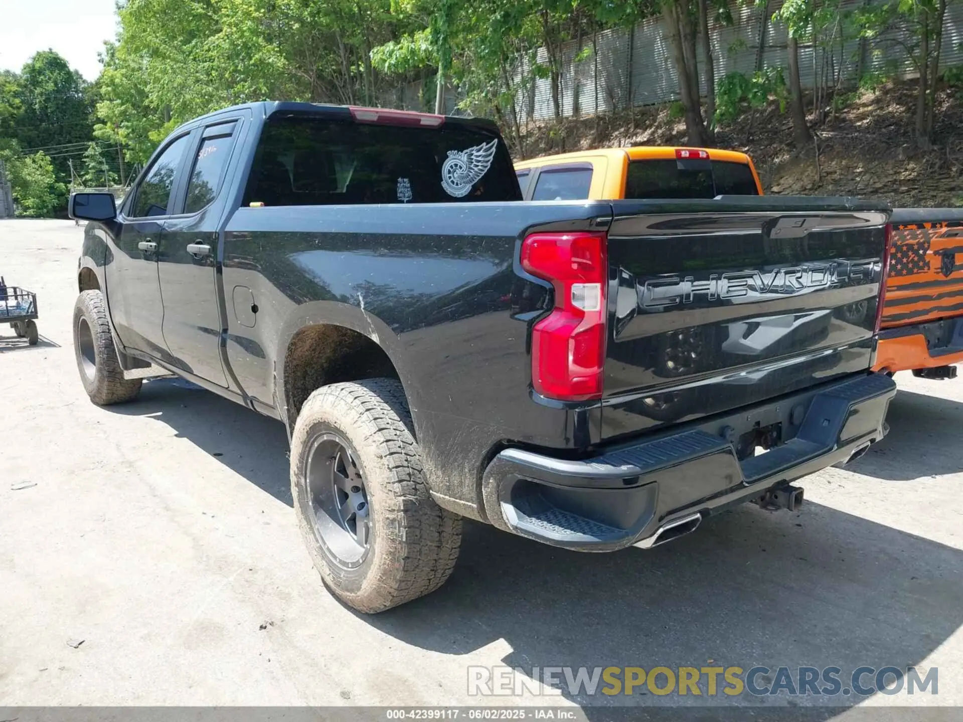 3 Photograph of a damaged car 1GCRYCEF6KZ194904 CHEVROLET SILVERADO 1500 2019