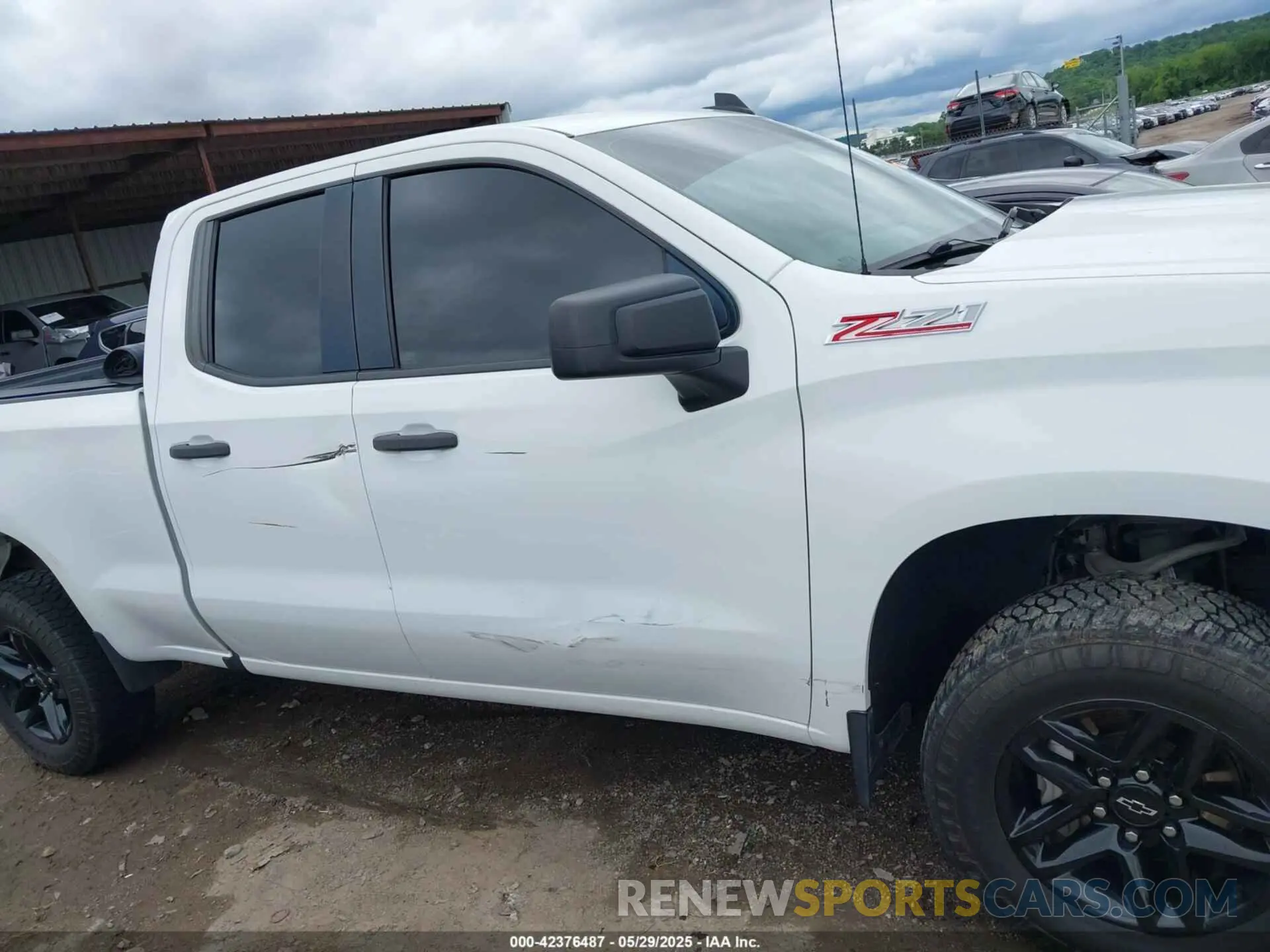 14 Photograph of a damaged car 1GCRYCEF9KZ335853 CHEVROLET SILVERADO 1500 2019