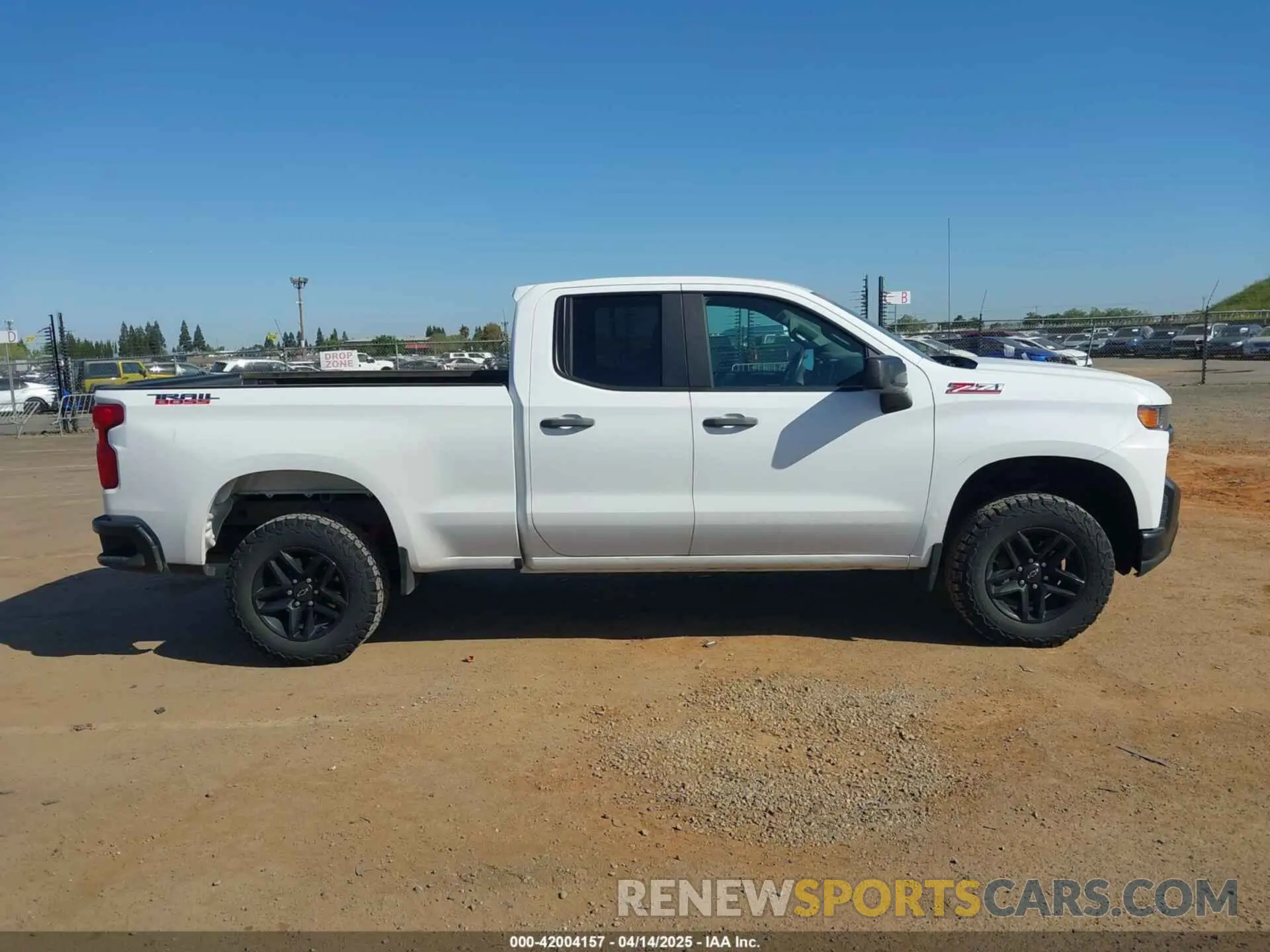 13 Photograph of a damaged car 1GCRYCEF9KZ350188 CHEVROLET SILVERADO 1500 2019