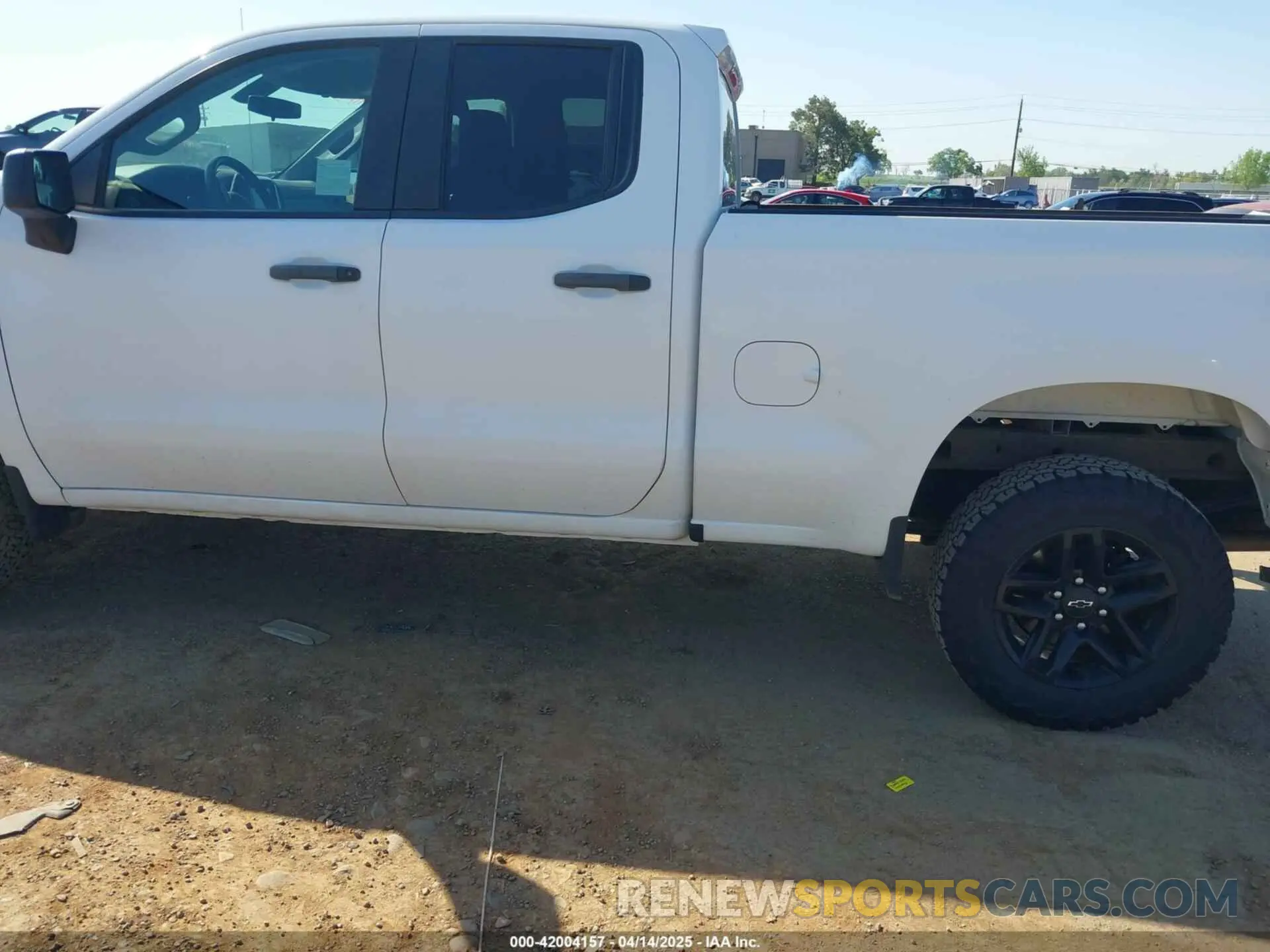 6 Photograph of a damaged car 1GCRYCEF9KZ350188 CHEVROLET SILVERADO 1500 2019