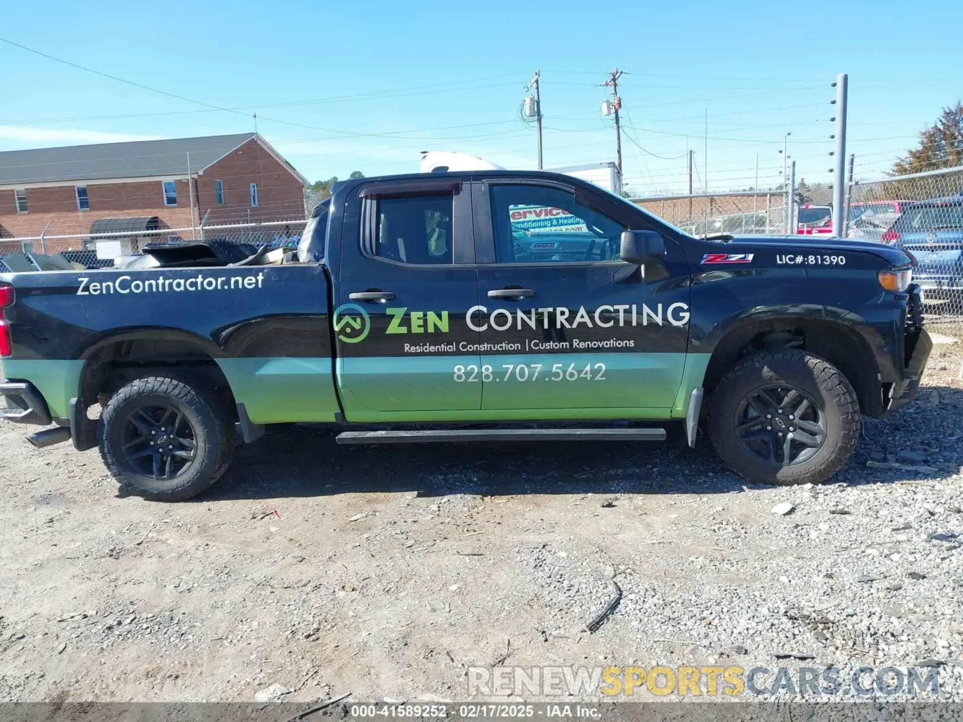 13 Photograph of a damaged car 1GCRYCEH5KZ257525 CHEVROLET SILVERADO 1500 2019