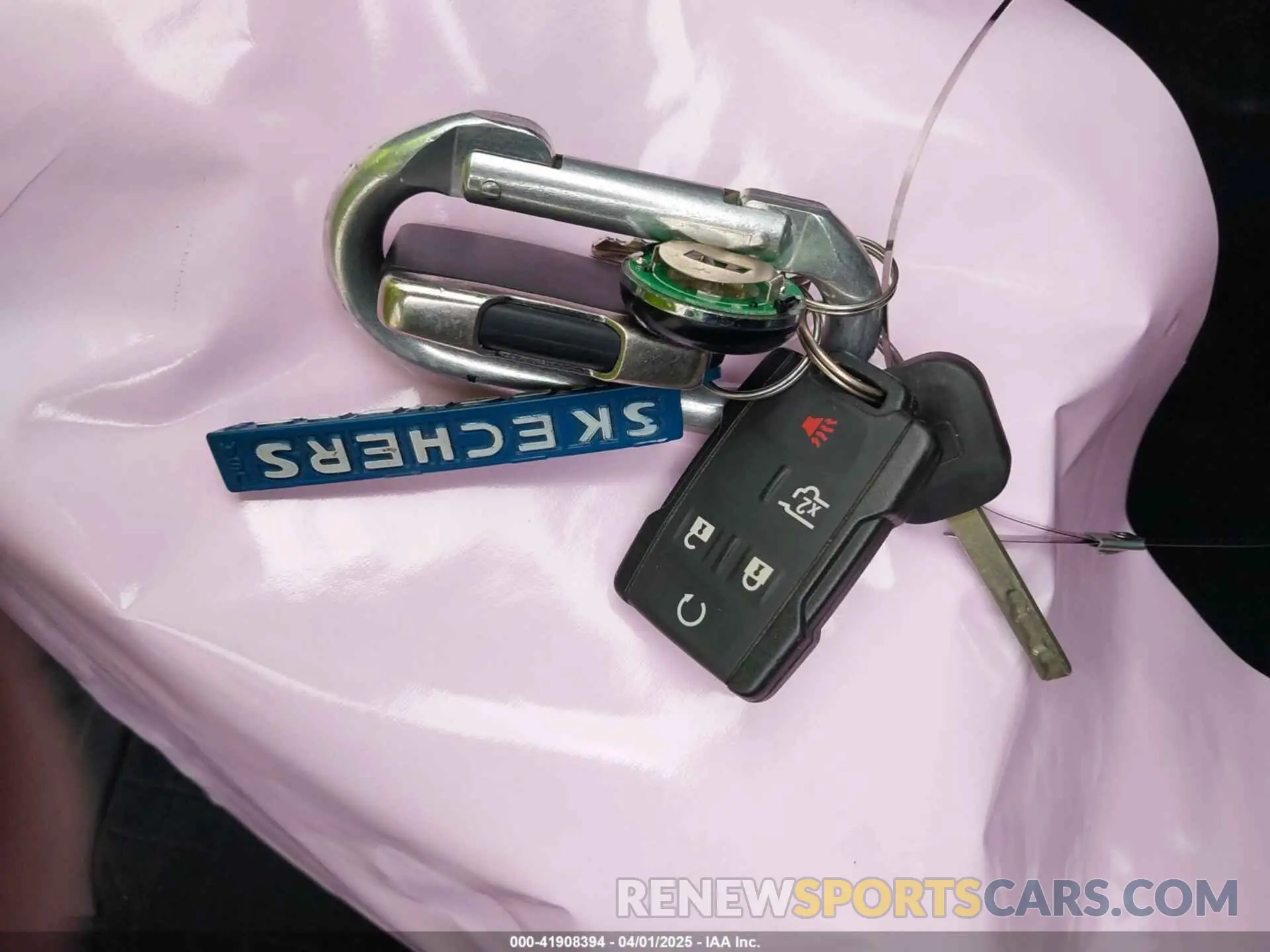 11 Photograph of a damaged car 1GCRYCEH9KZ201605 CHEVROLET SILVERADO 1500 2019