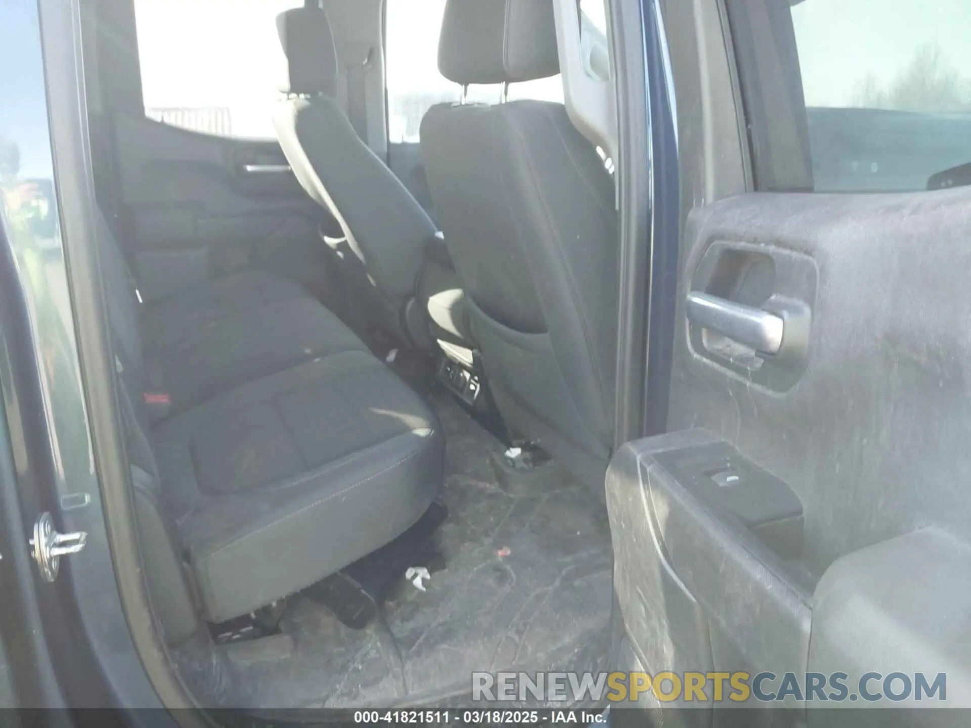 8 Photograph of a damaged car 1GCRYDED2KZ262281 CHEVROLET SILVERADO 1500 2019