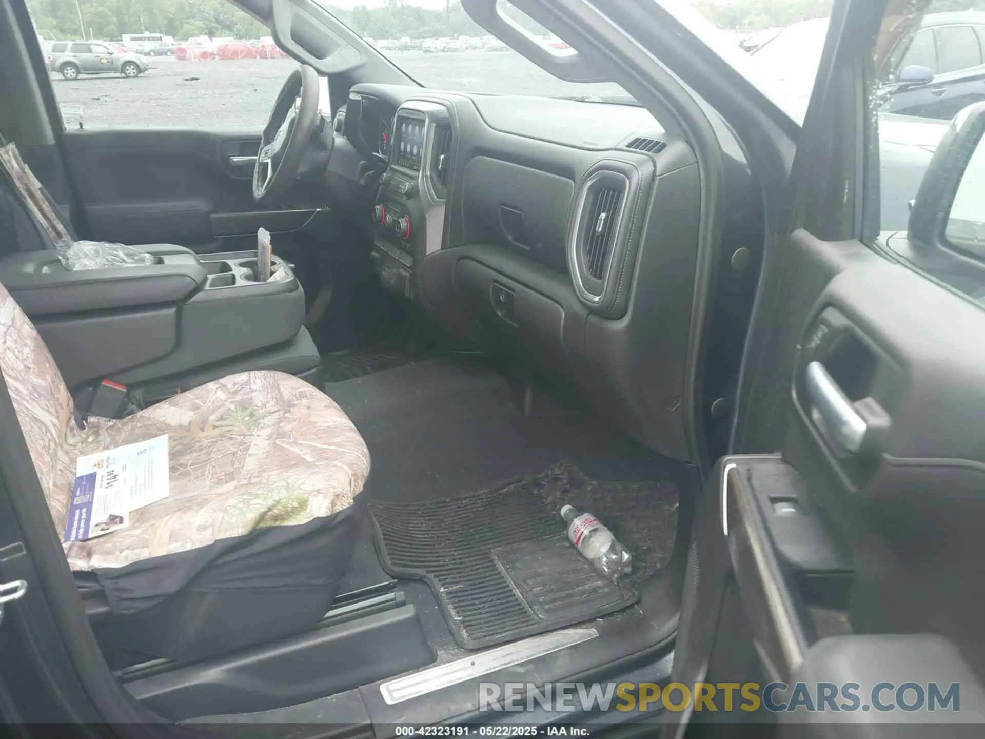 5 Photograph of a damaged car 1GCRYDED3KZ219715 CHEVROLET SILVERADO 1500 2019