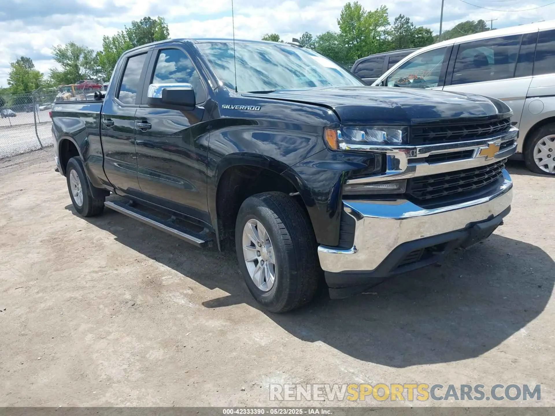 1 Photograph of a damaged car 1GCRYDED4KZ254358 CHEVROLET SILVERADO 1500 2019