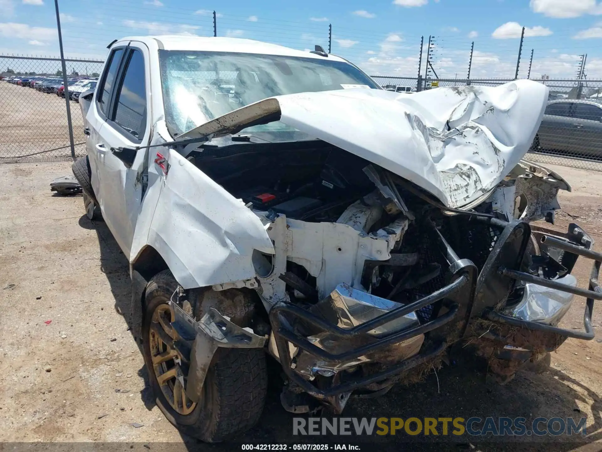 1 Photograph of a damaged car 1GCRYDED5KZ273016 CHEVROLET SILVERADO 1500 2019