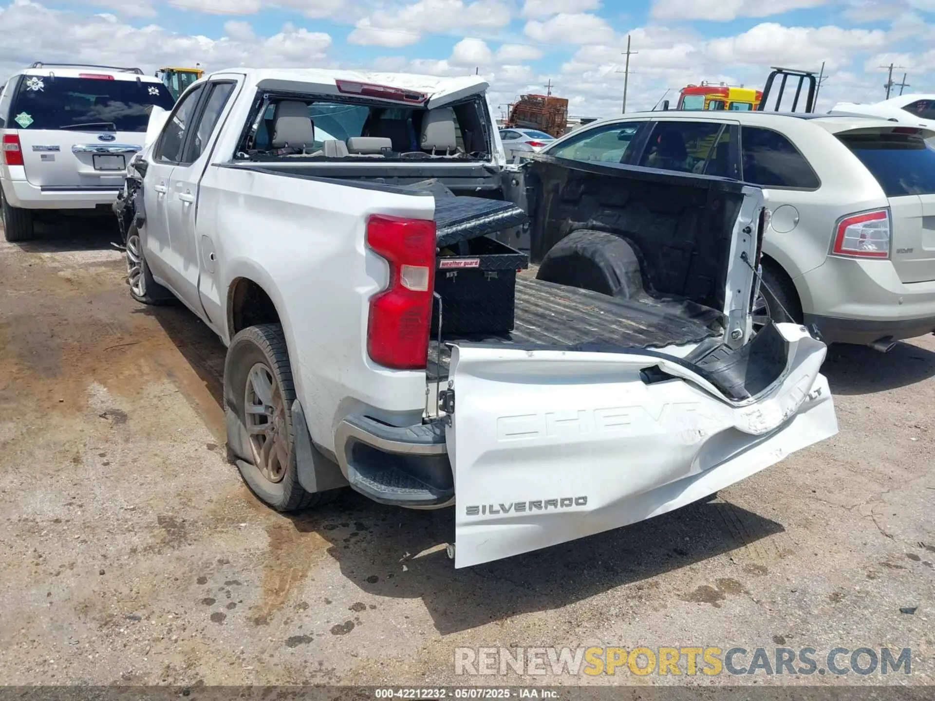 3 Photograph of a damaged car 1GCRYDED5KZ273016 CHEVROLET SILVERADO 1500 2019