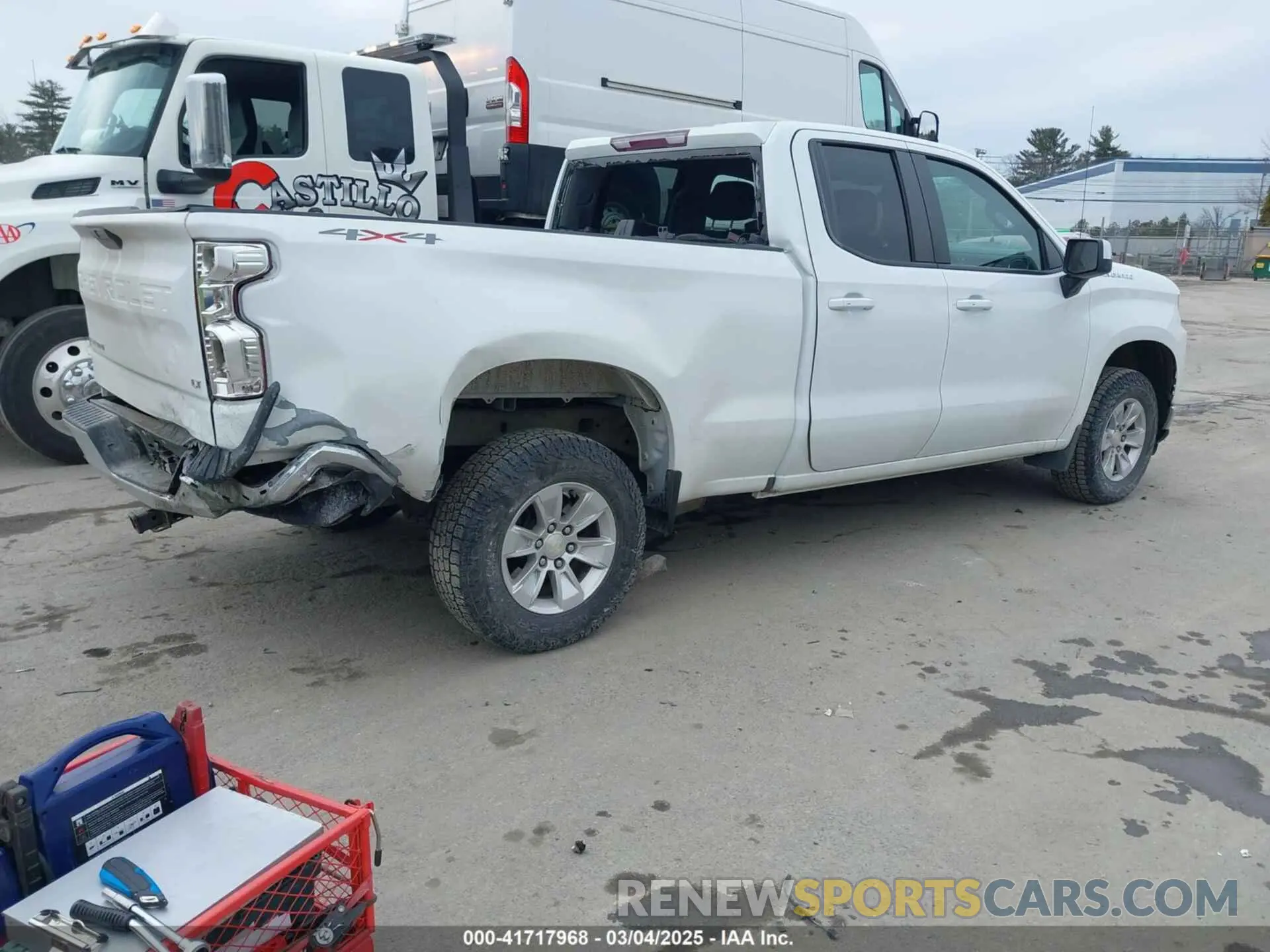 4 Photograph of a damaged car 1GCRYDED5KZ383015 CHEVROLET SILVERADO 1500 2019