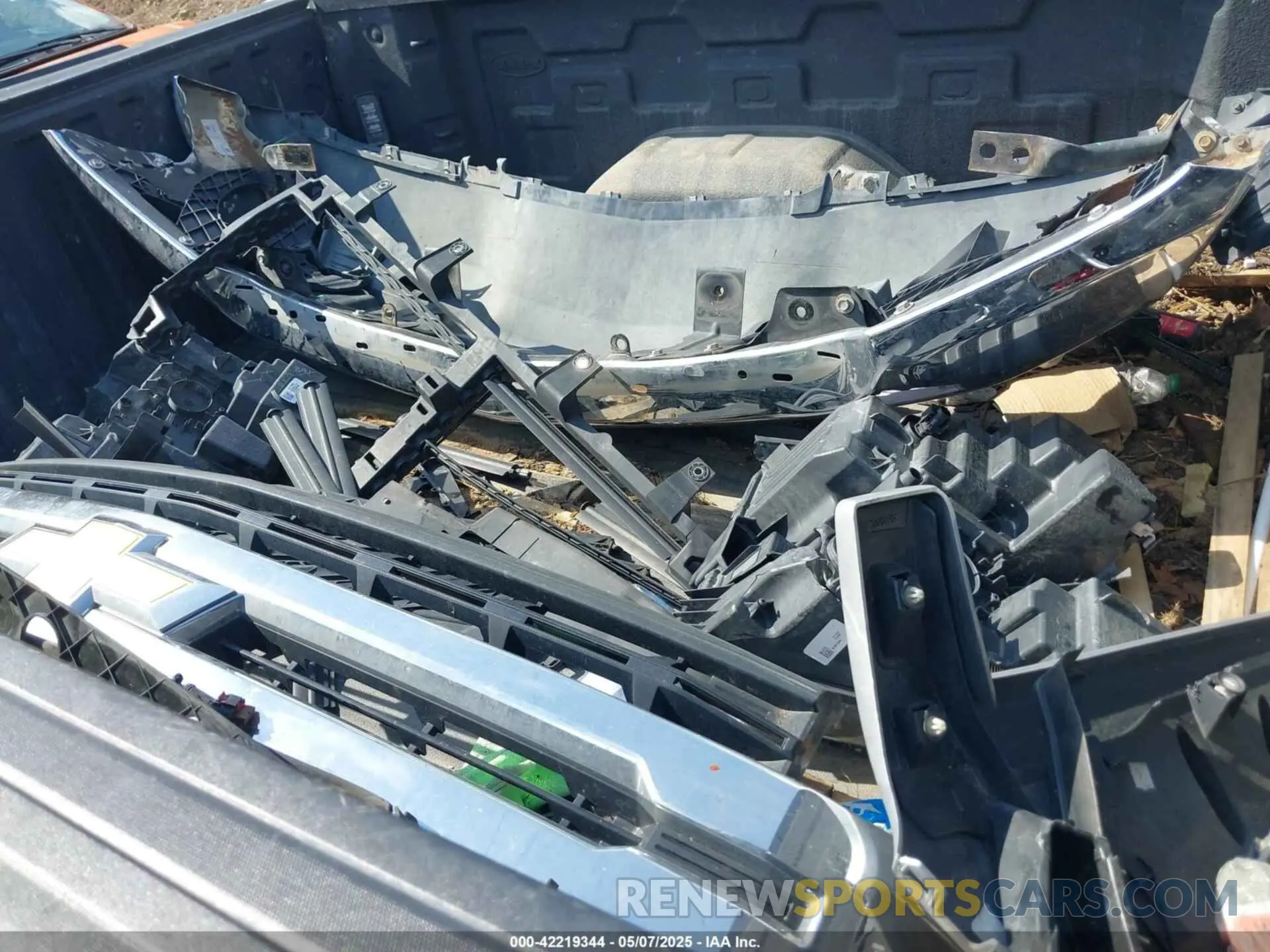 12 Photograph of a damaged car 1GCRYDED6KZ354204 CHEVROLET SILVERADO 1500 2019