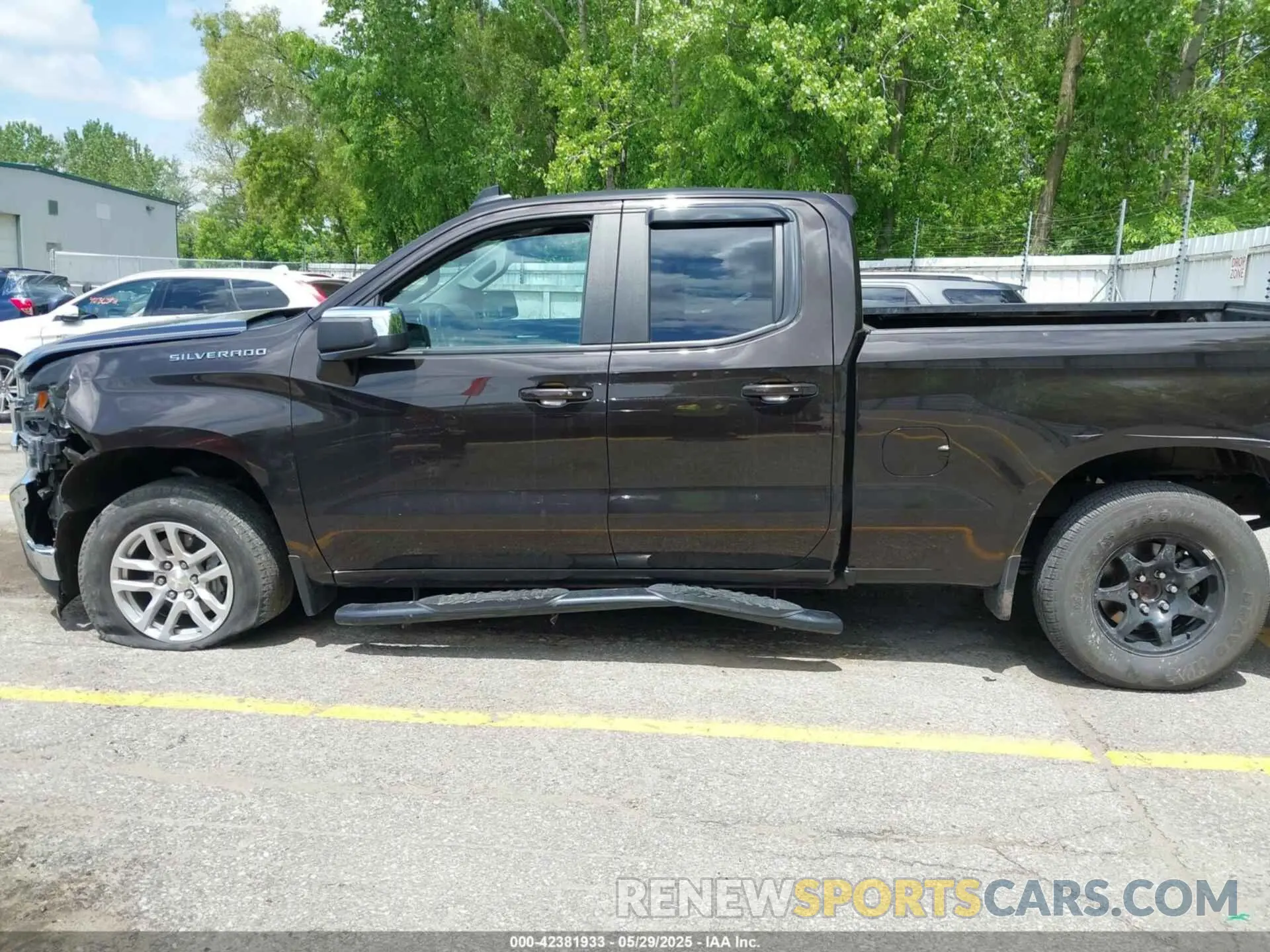 14 Photograph of a damaged car 1GCRYDEK0KZ187580 CHEVROLET SILVERADO 1500 2019