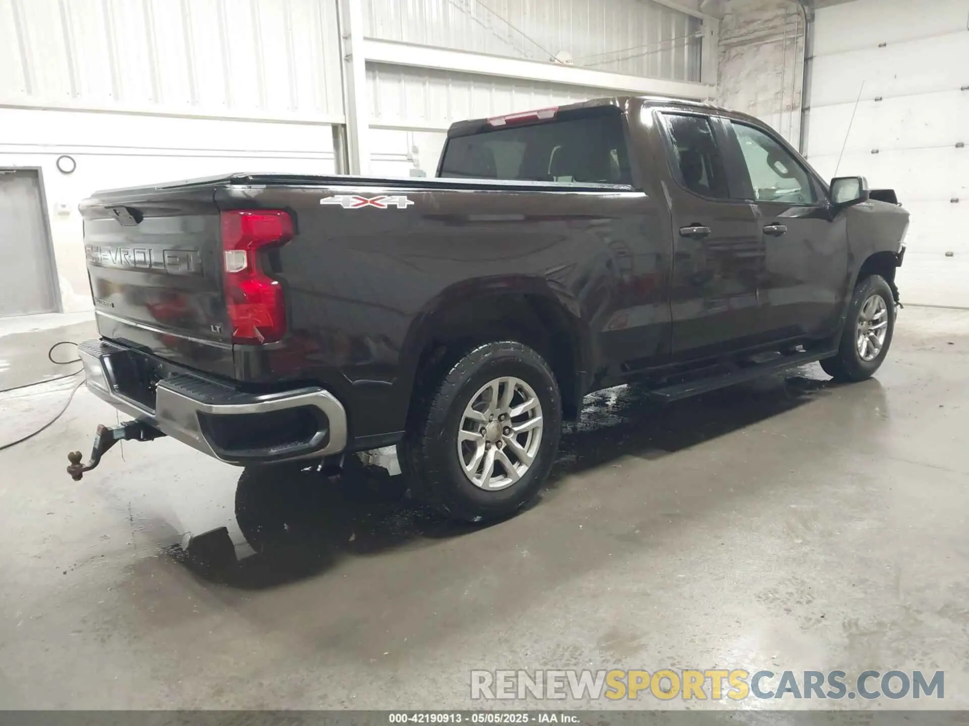 4 Photograph of a damaged car 1GCRYDEK4KZ237493 CHEVROLET SILVERADO 1500 2019