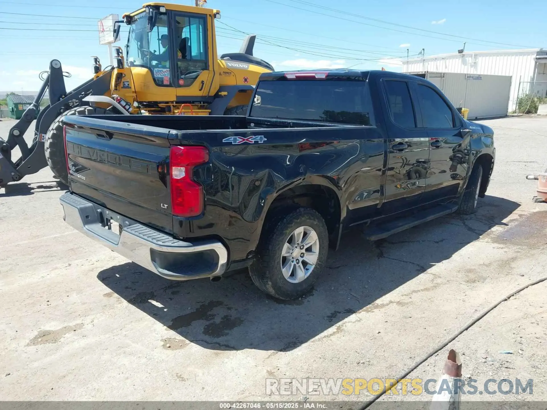 4 Photograph of a damaged car 1GCRYDEK6KZ390280 CHEVROLET SILVERADO 1500 2019