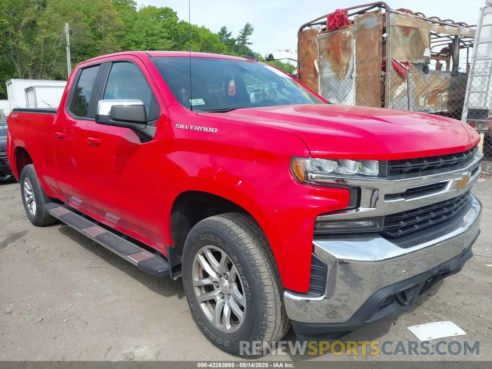 1 Photograph of a damaged car 1GCRYDEK8KZ285305 CHEVROLET SILVERADO 1500 2019
